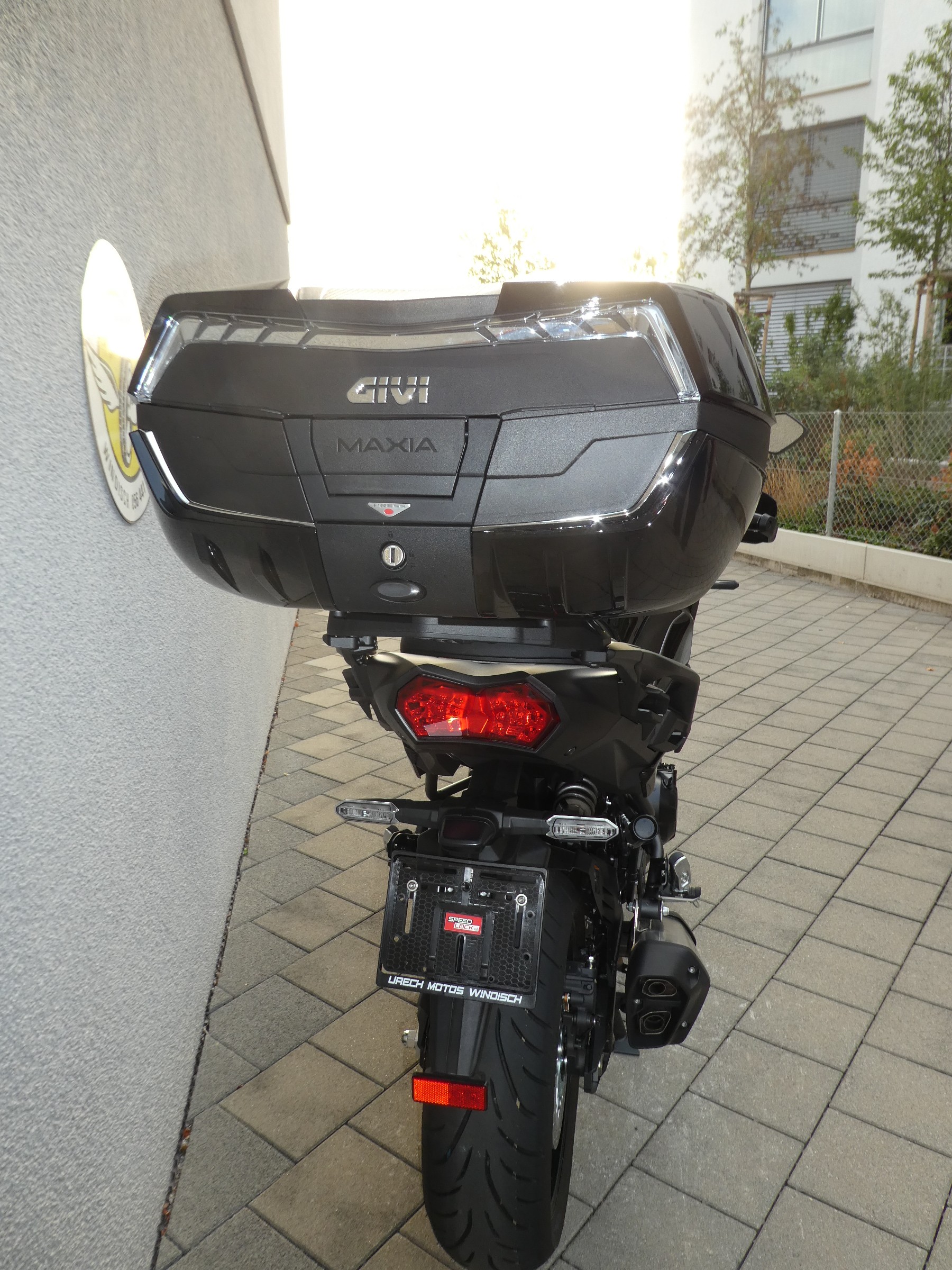 KAWASAKI Versys 1100-image-5
