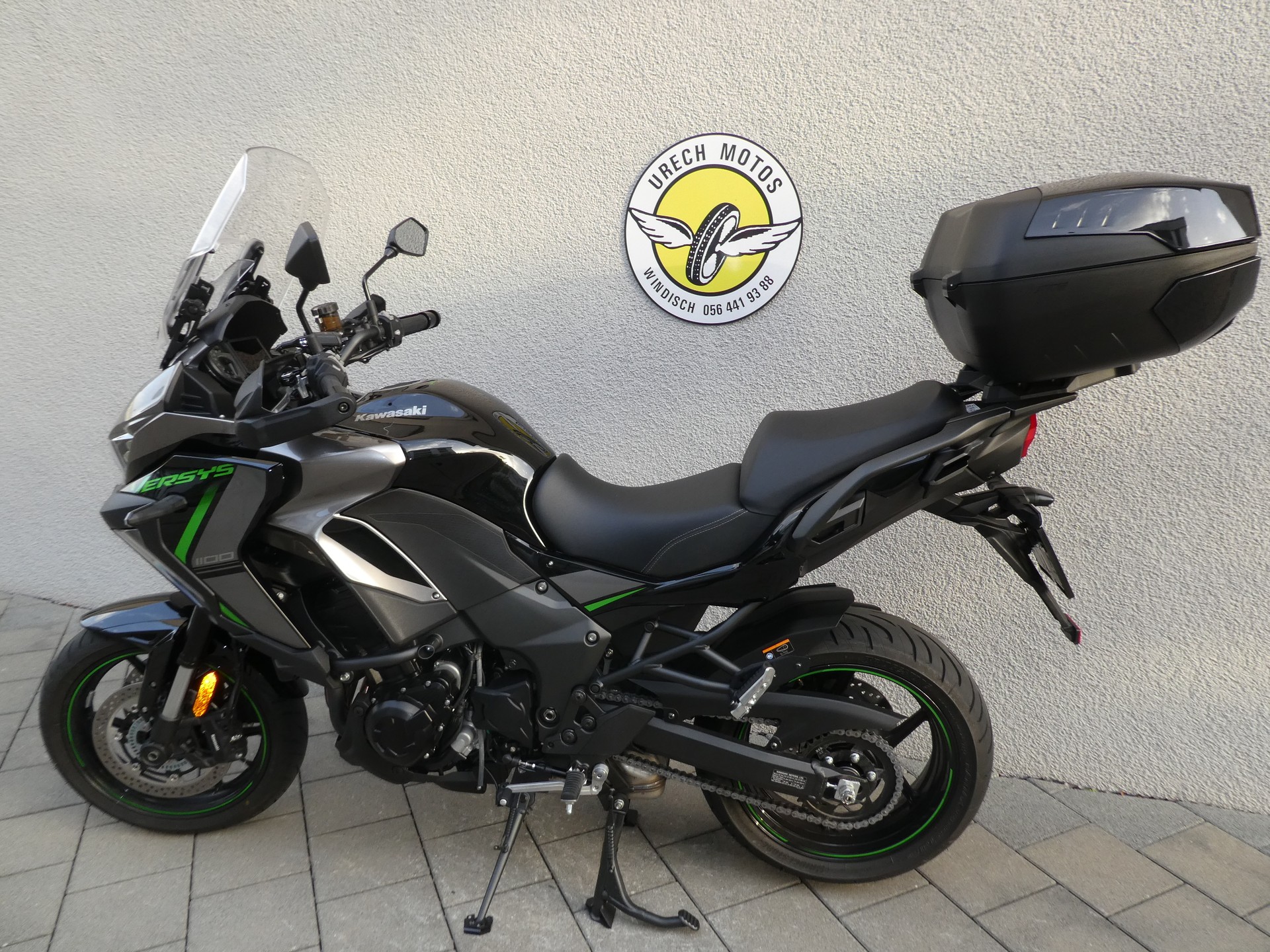 KAWASAKI Versys 1100-showroom-element-1