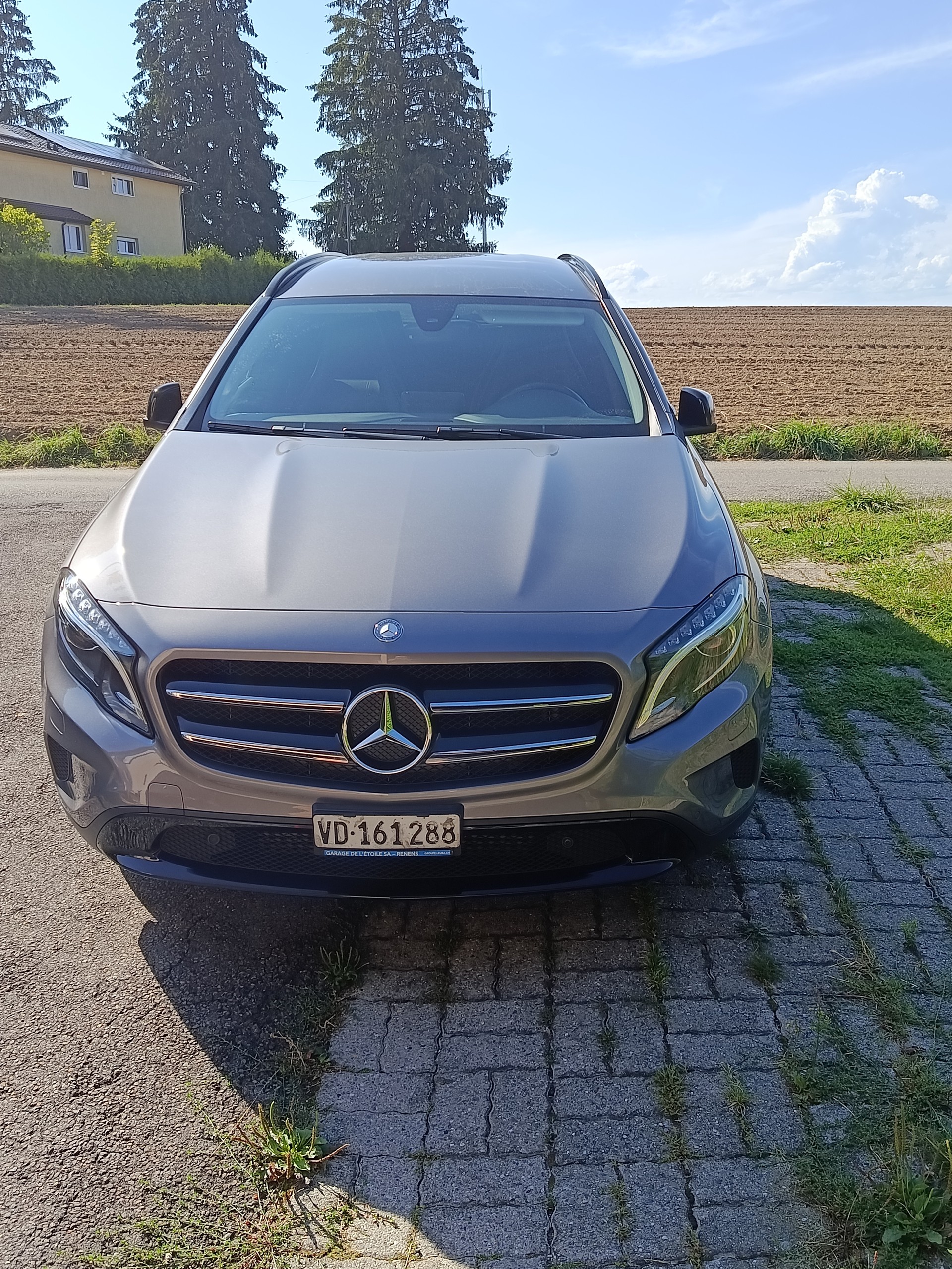 MERCEDES-BENZ GLA 200 Night Star-image-0