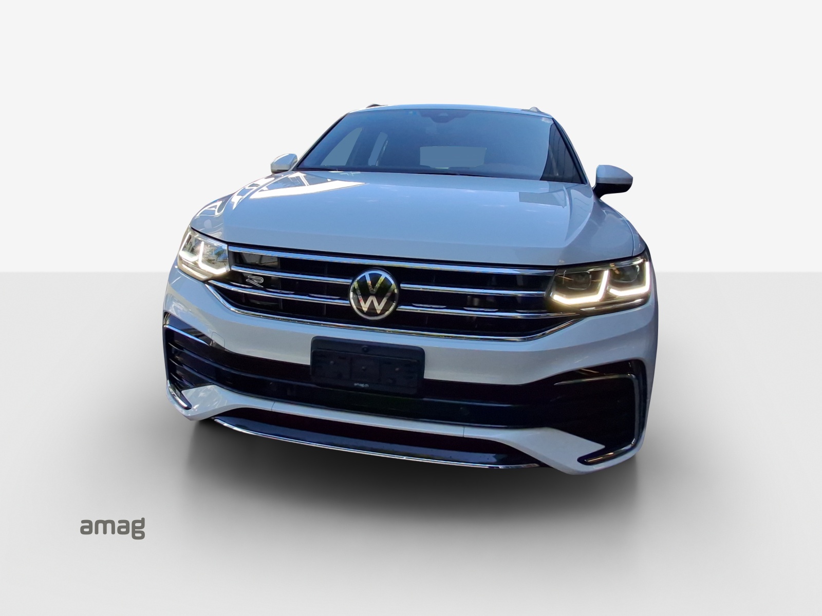 VW Tiguan 2.0 TDI SCR R-Line 4Motion DSG-image-6
