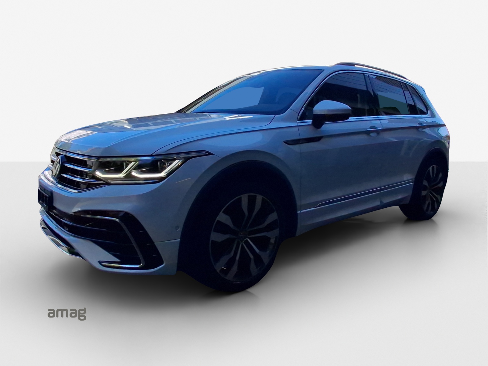 VW Tiguan 2.0 TDI SCR R-Line 4Motion DSG-image-0