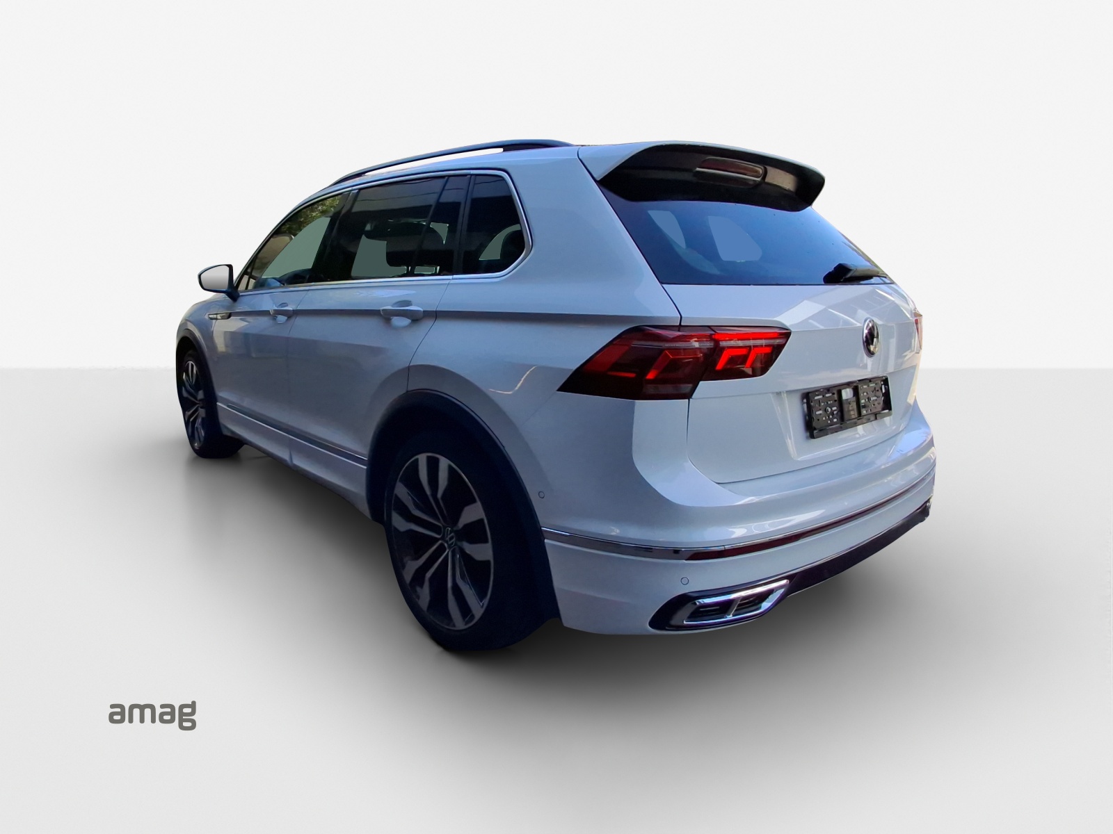VW Tiguan 2.0 TDI SCR R-Line 4Motion DSG-image-2
