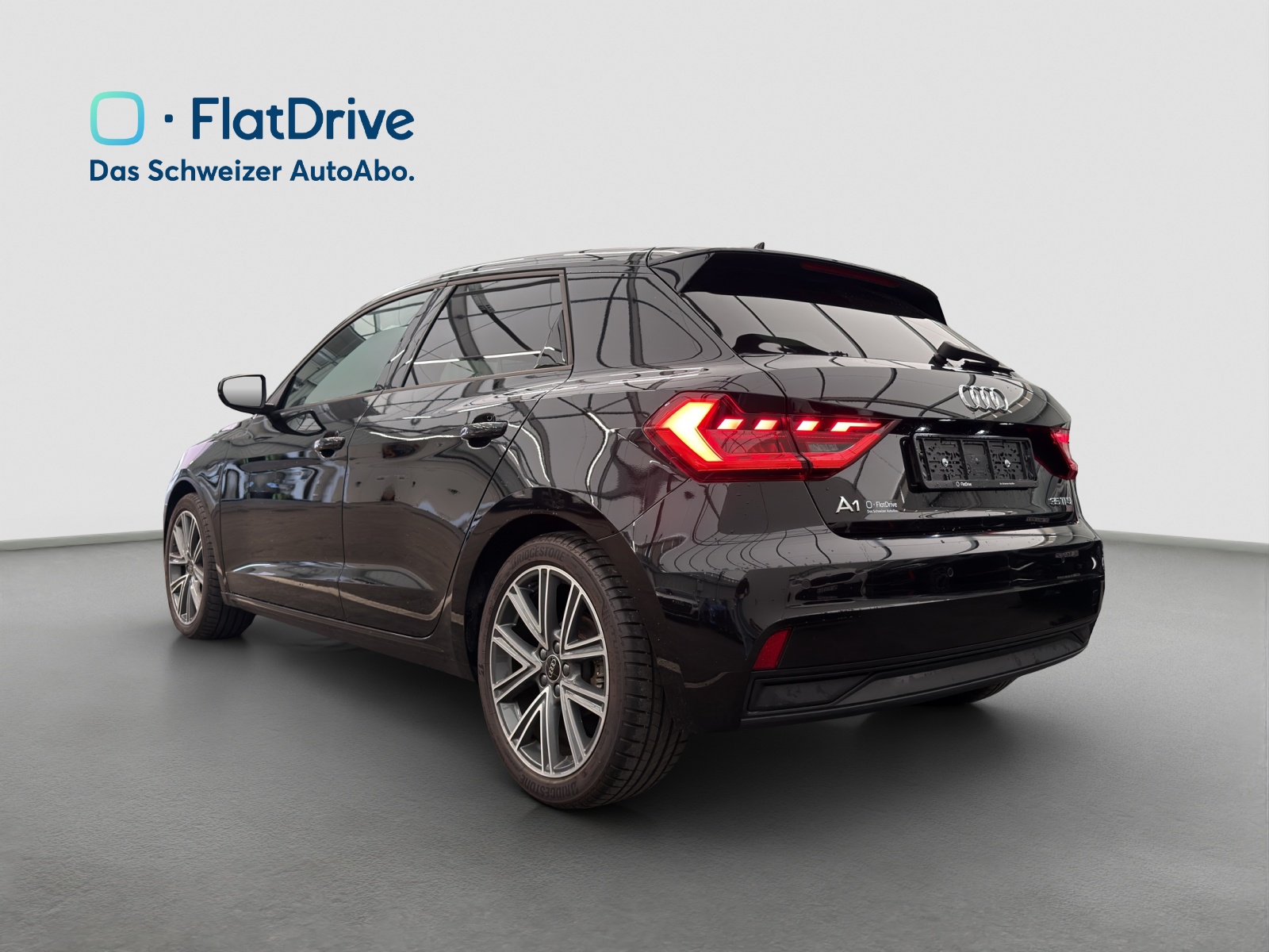 AUDI A1 Sportback 35 TFSI Intense S-tronic - Navi - LED-Scheinwerfer - Rückfahrkamera-image-2