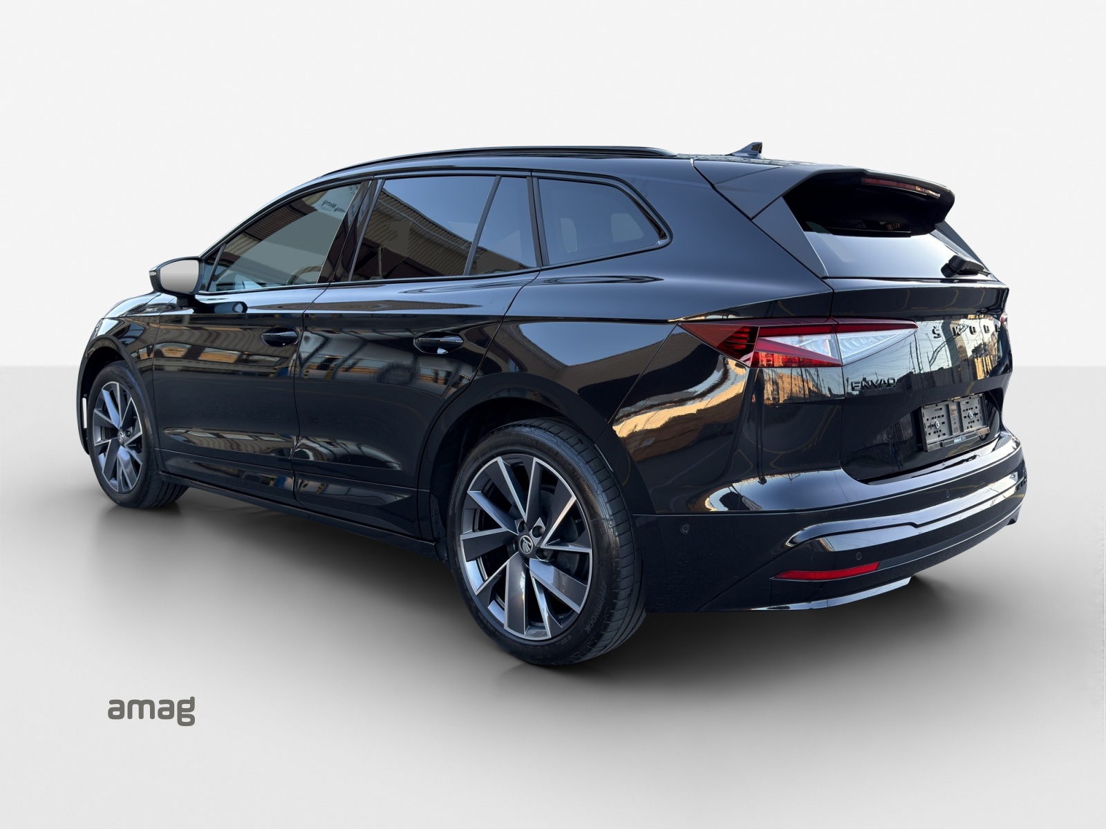 SKODA Enyaq iV 80 SportLine Ultra-image-2