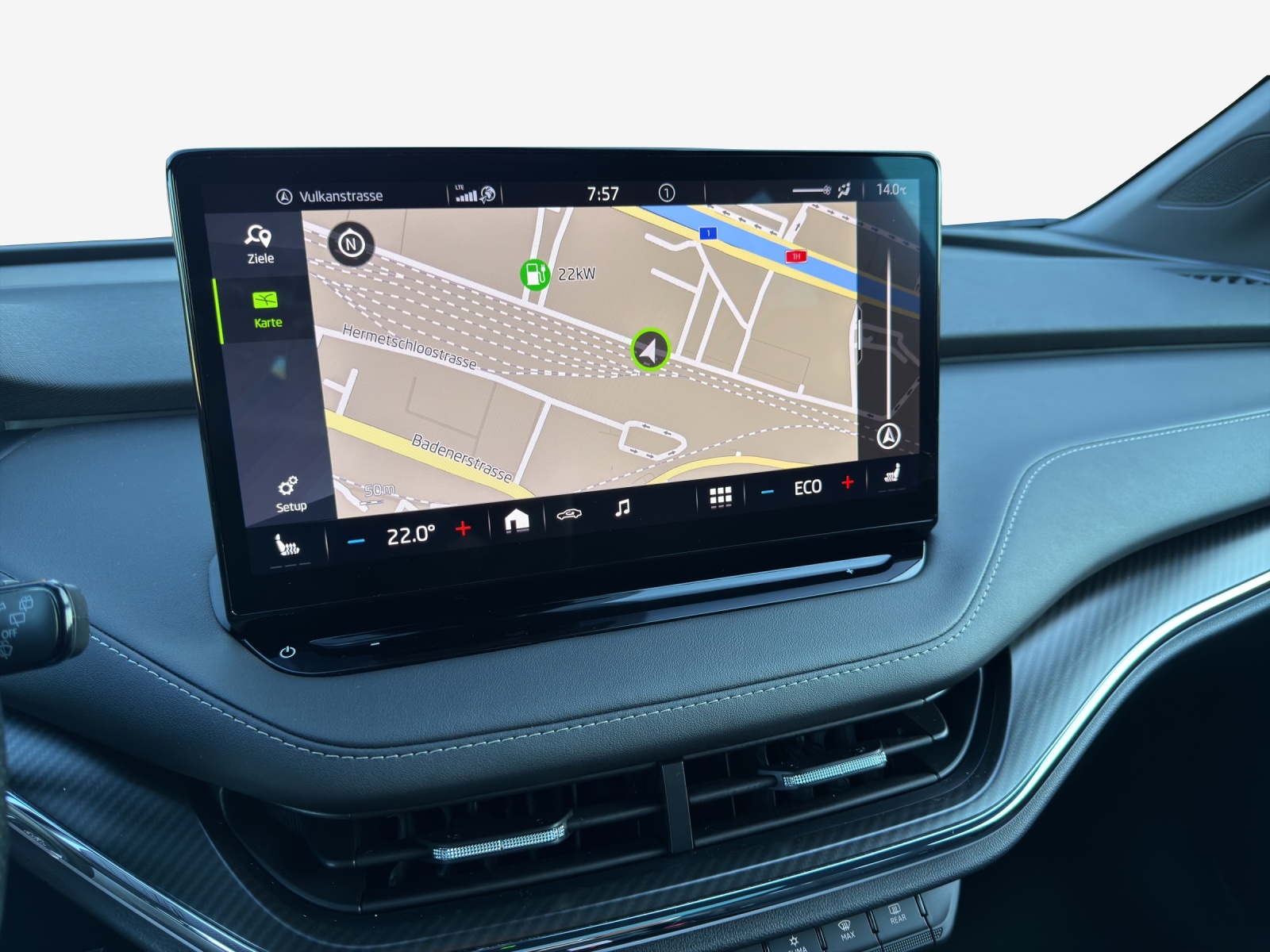 SKODA Enyaq iV 80 SportLine Ultra-image-15