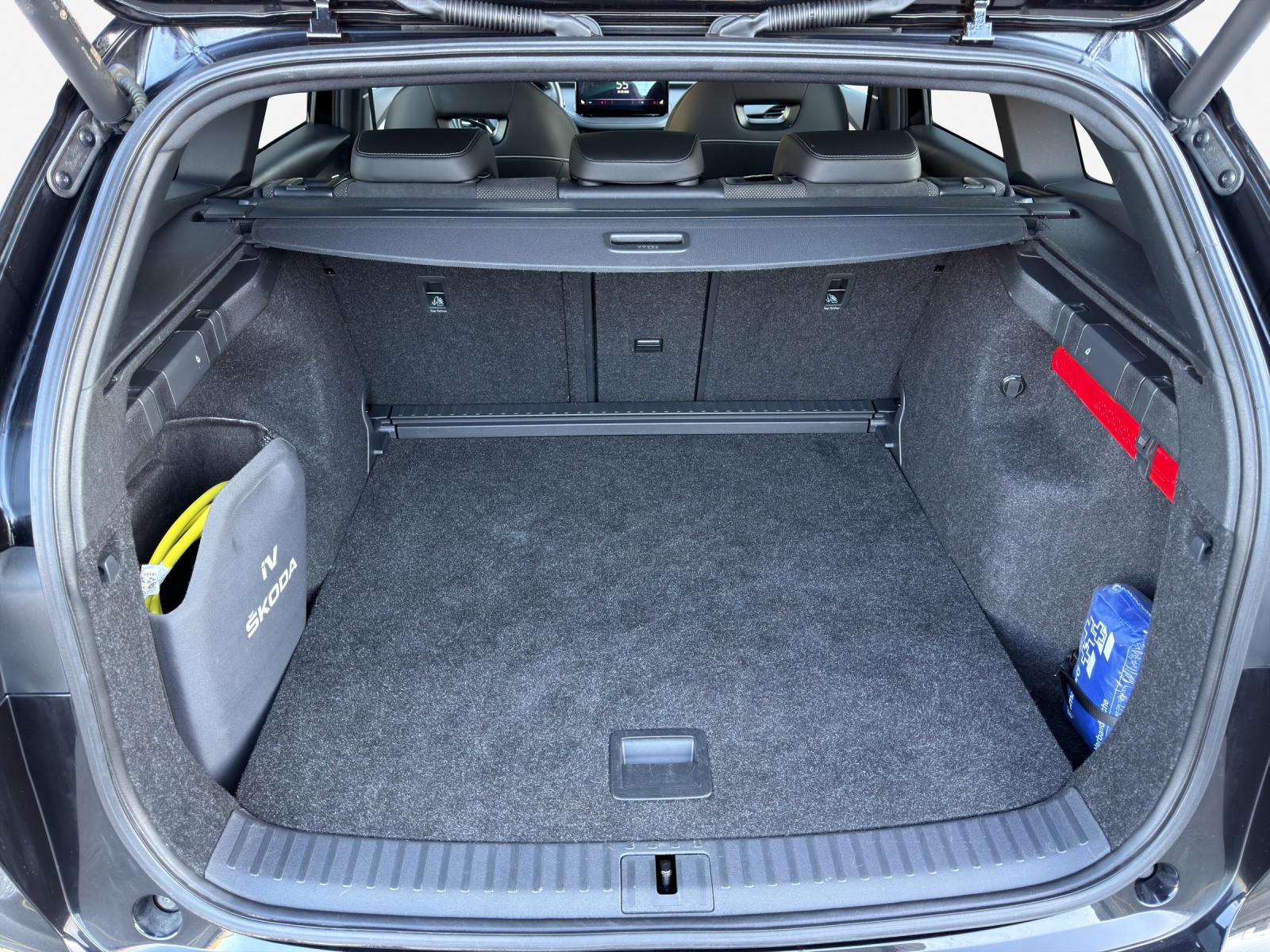SKODA Enyaq iV 80 SportLine Ultra-image-12
