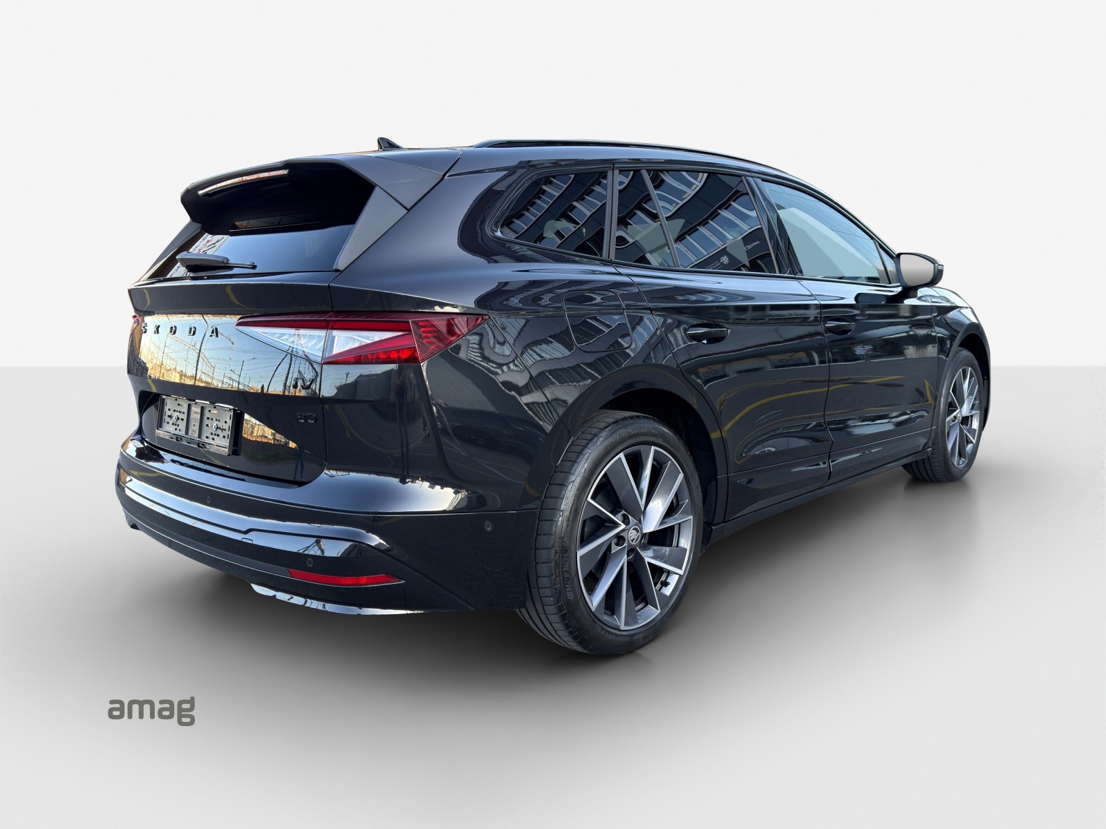 SKODA Enyaq iV 80 SportLine Ultra-image-4