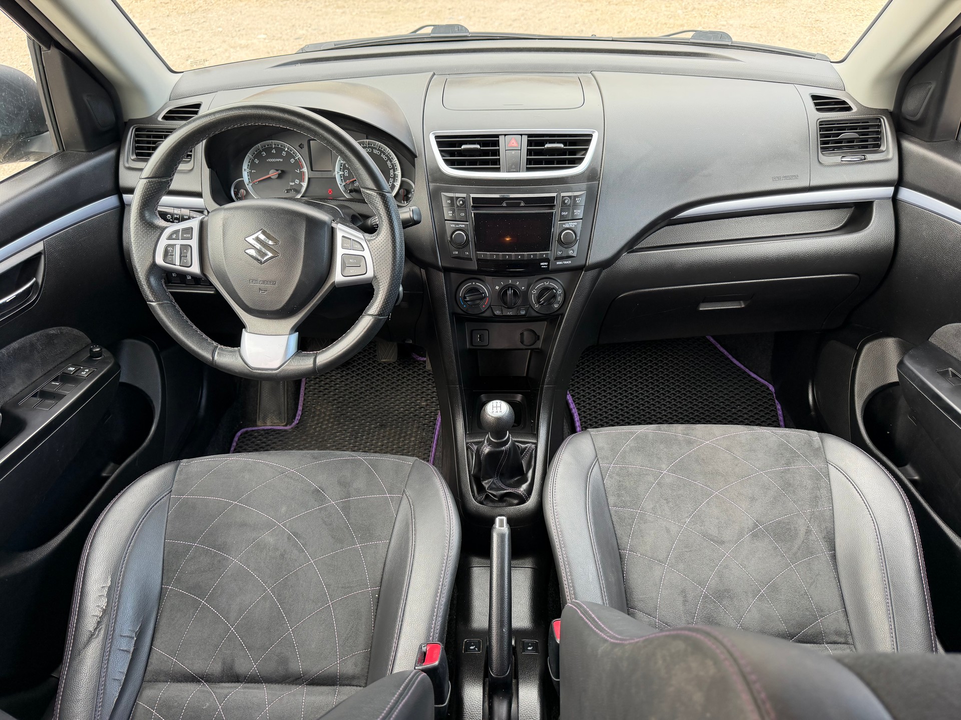 SUZUKI Swift 1.2i 16V Sergio Cellano-image-2