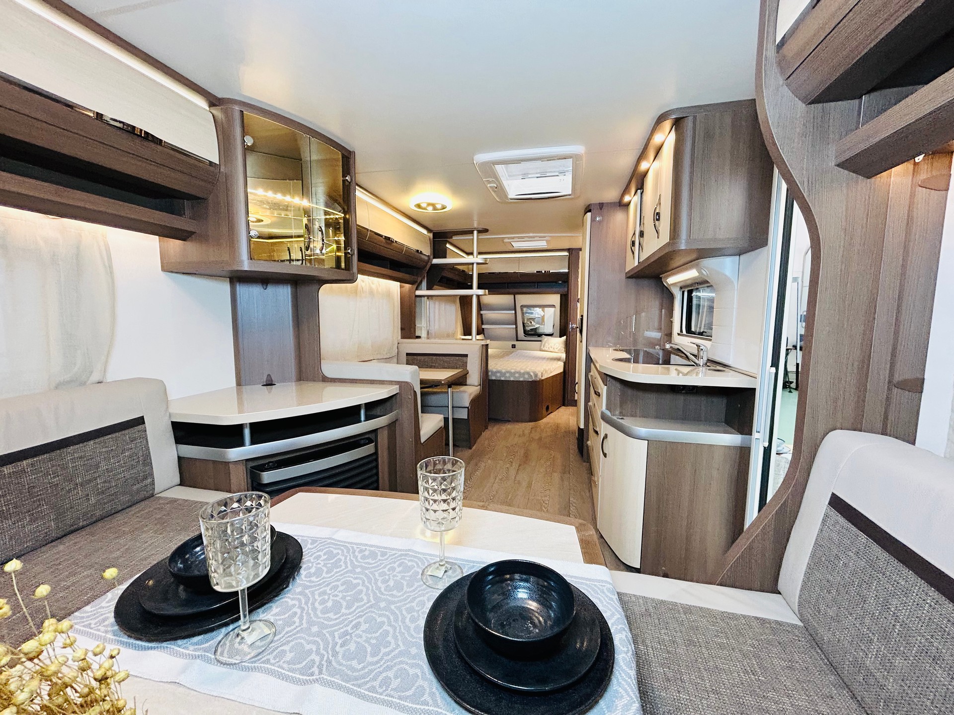 HOBBY Prestige 650 UMFe-image-8