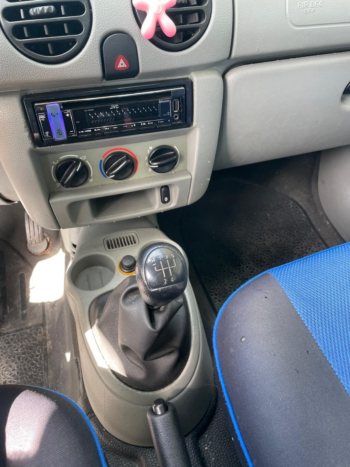 RENAULT Kangoo 1.6 16V Privilège-image-7