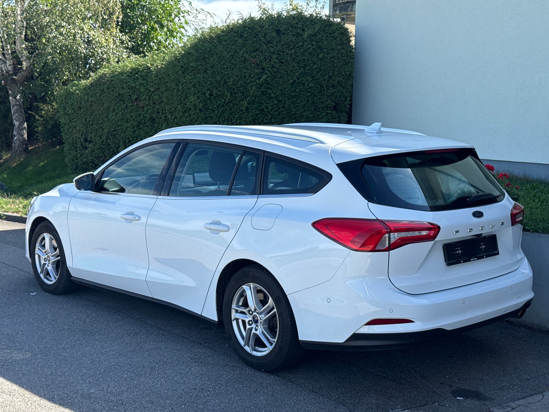 FORD Focus 1.5 SCTi Titanium X Automatic-image-3