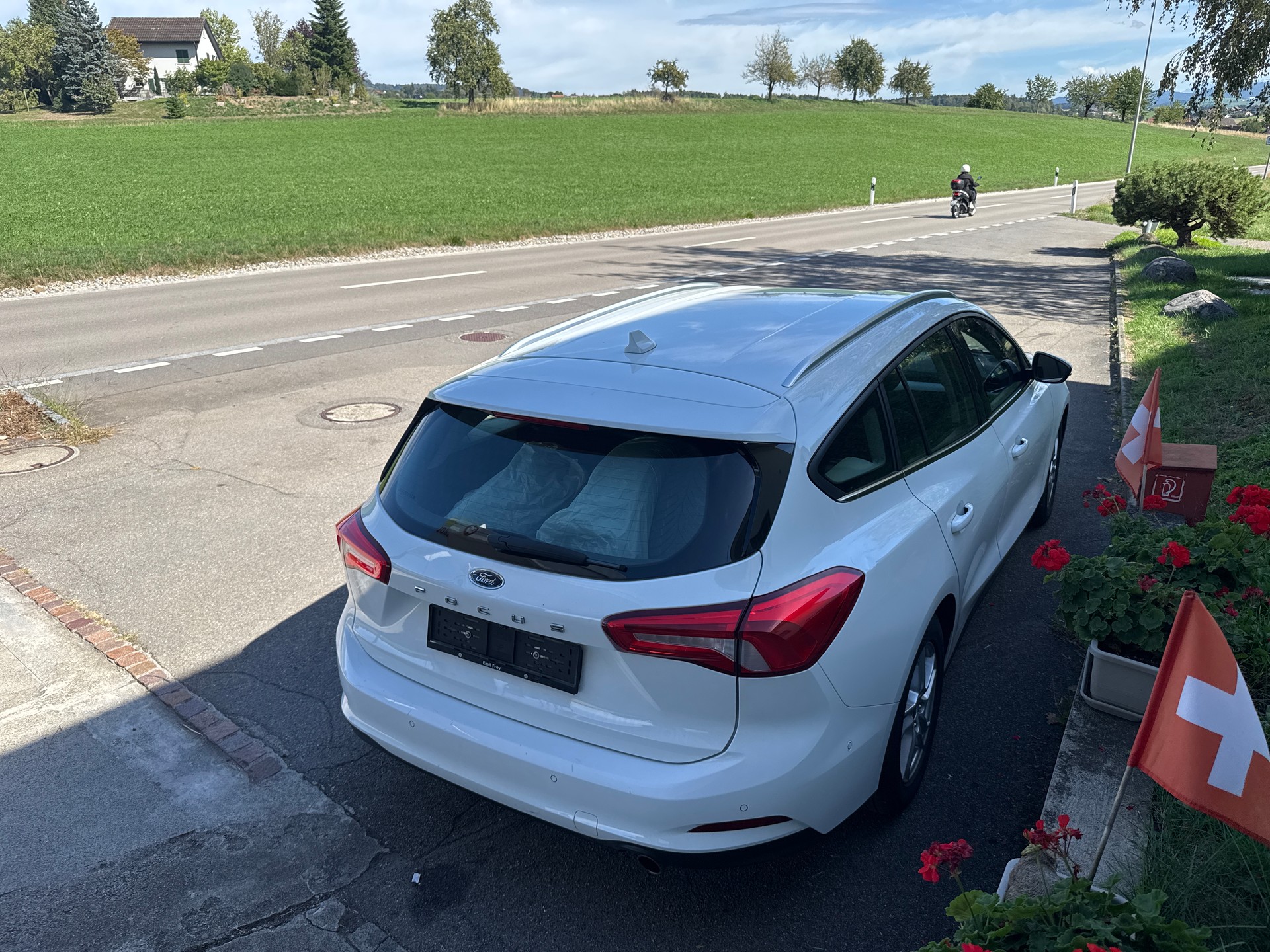 FORD Focus 1.5 SCTi Titanium X Automatic-image-4