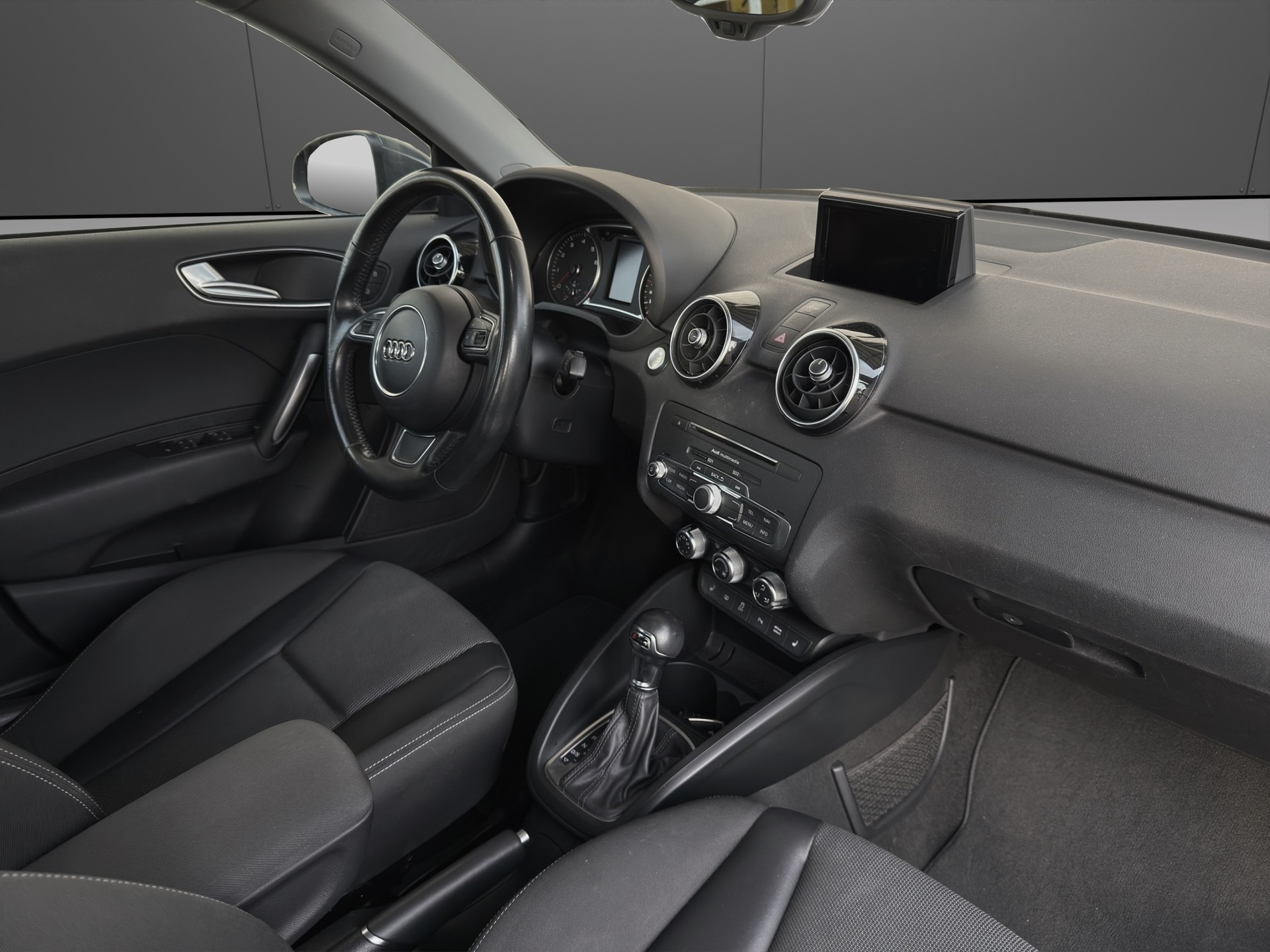AUDI A1 Sportback 1.4 TFSI Sport S-tronic-image-10