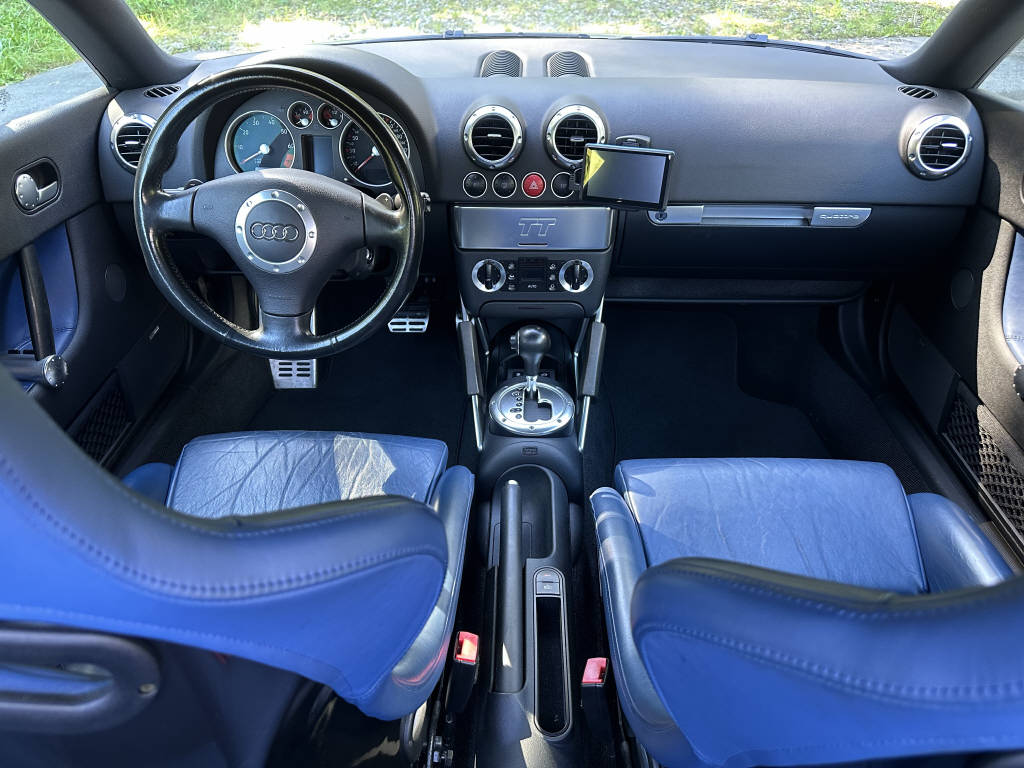 AUDI TT Coupé 3.2 V6 quattro DSG-image-9