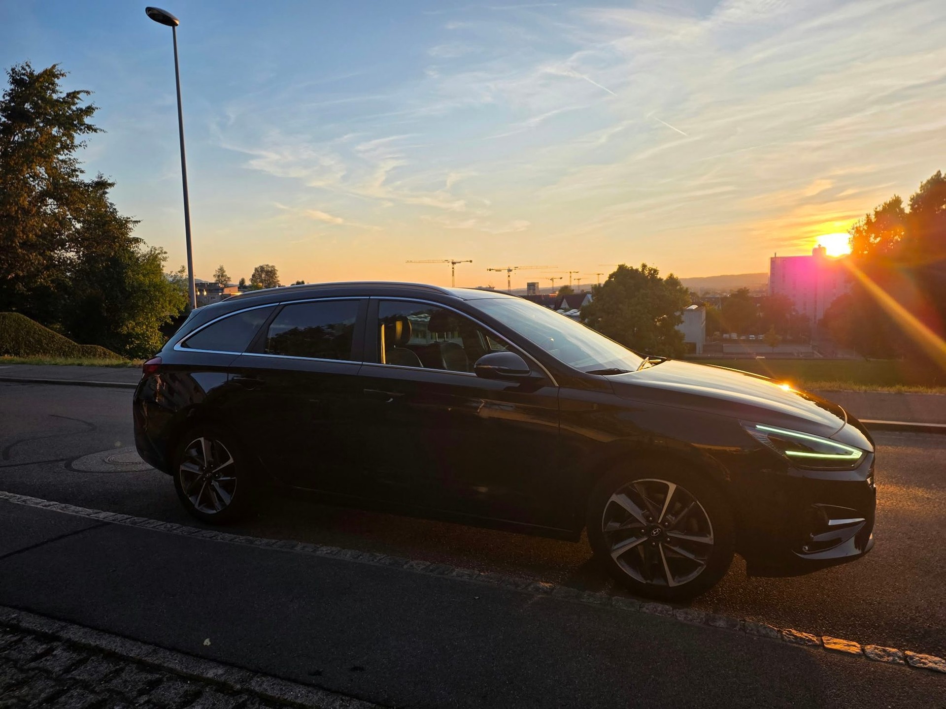 HYUNDAI Wagon 1.5 T-GDi Vertex 48V MH DCT-image-3