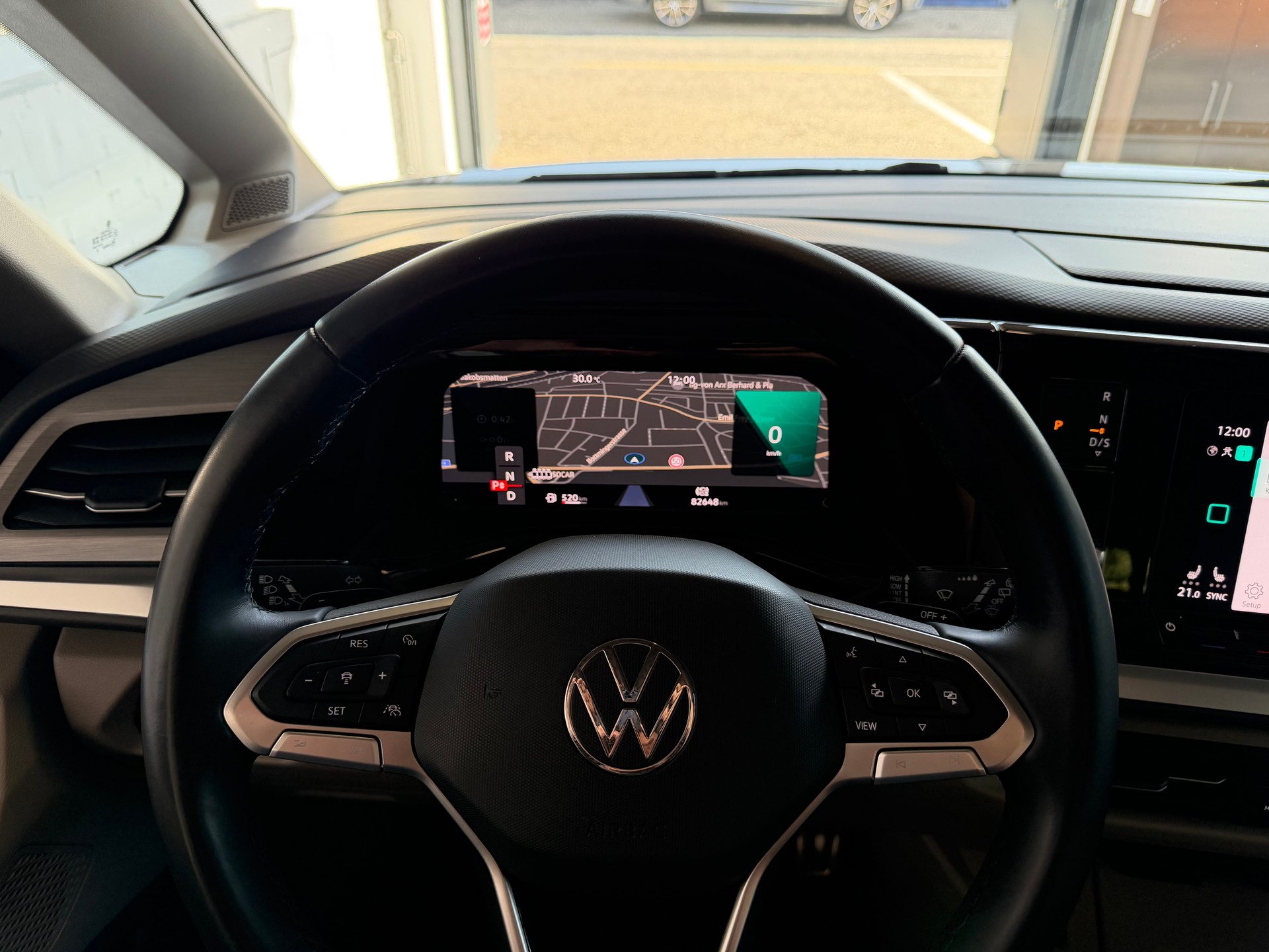 VW Multivan 2.0 TSI Style DSG * 204 PS *-image-16