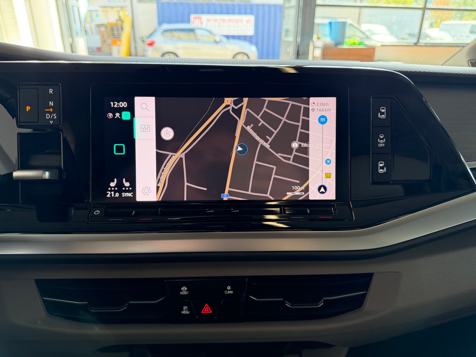 VW Multivan 2.0 TSI Style DSG * 204 PS *-image-17