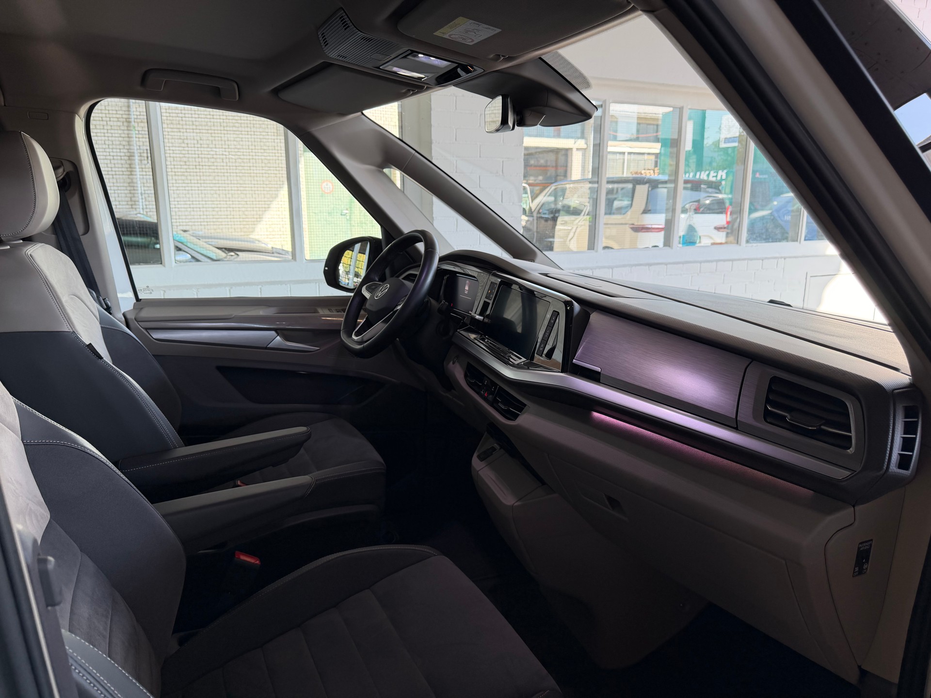 VW Multivan 2.0 TSI Style DSG * 204 PS *-image-8