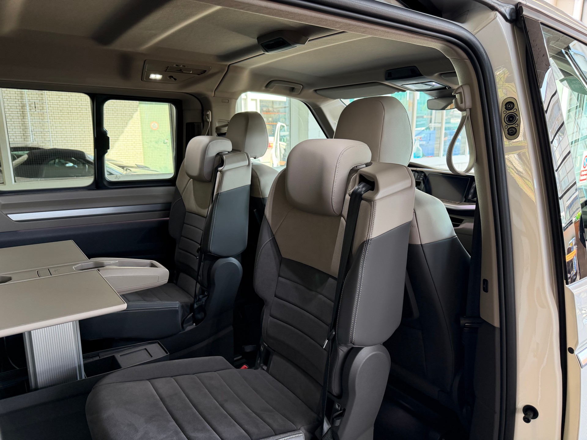 VW Multivan 2.0 TSI Style DSG * 204 PS *-image-10