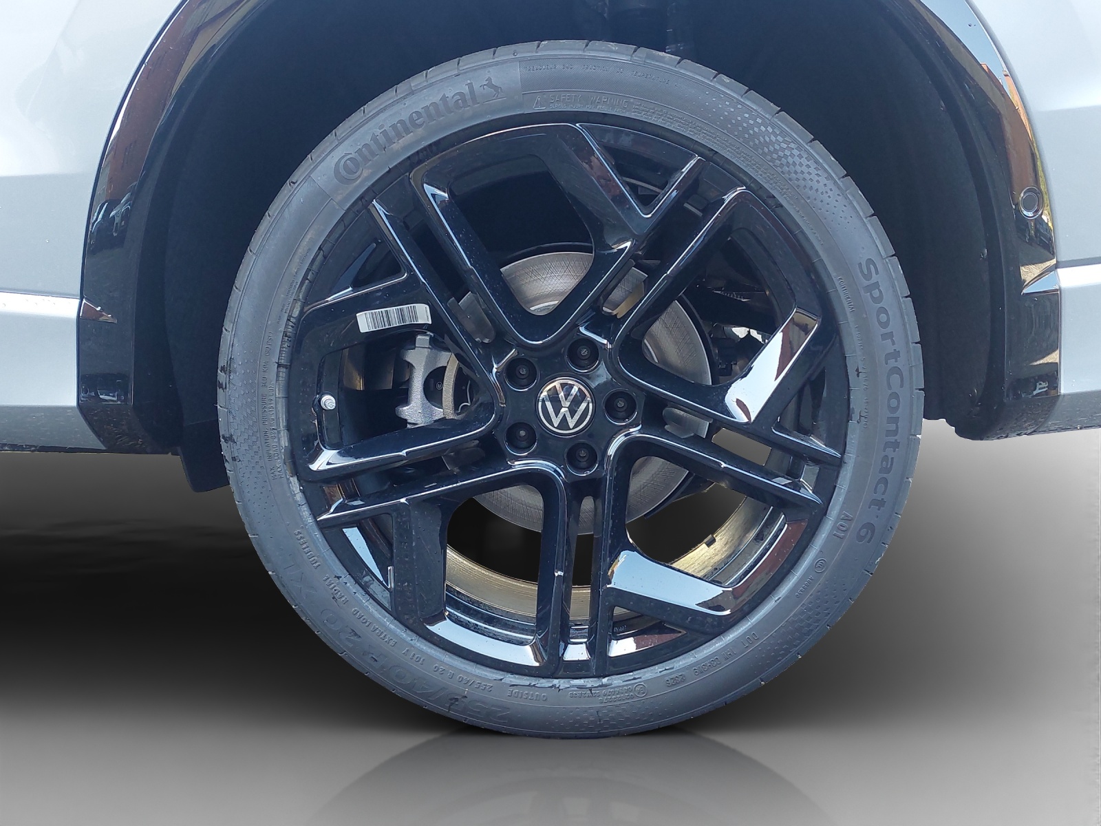 VW Tiguan 2.0 TSI DSG R-Line Plus 4Motion-image-13