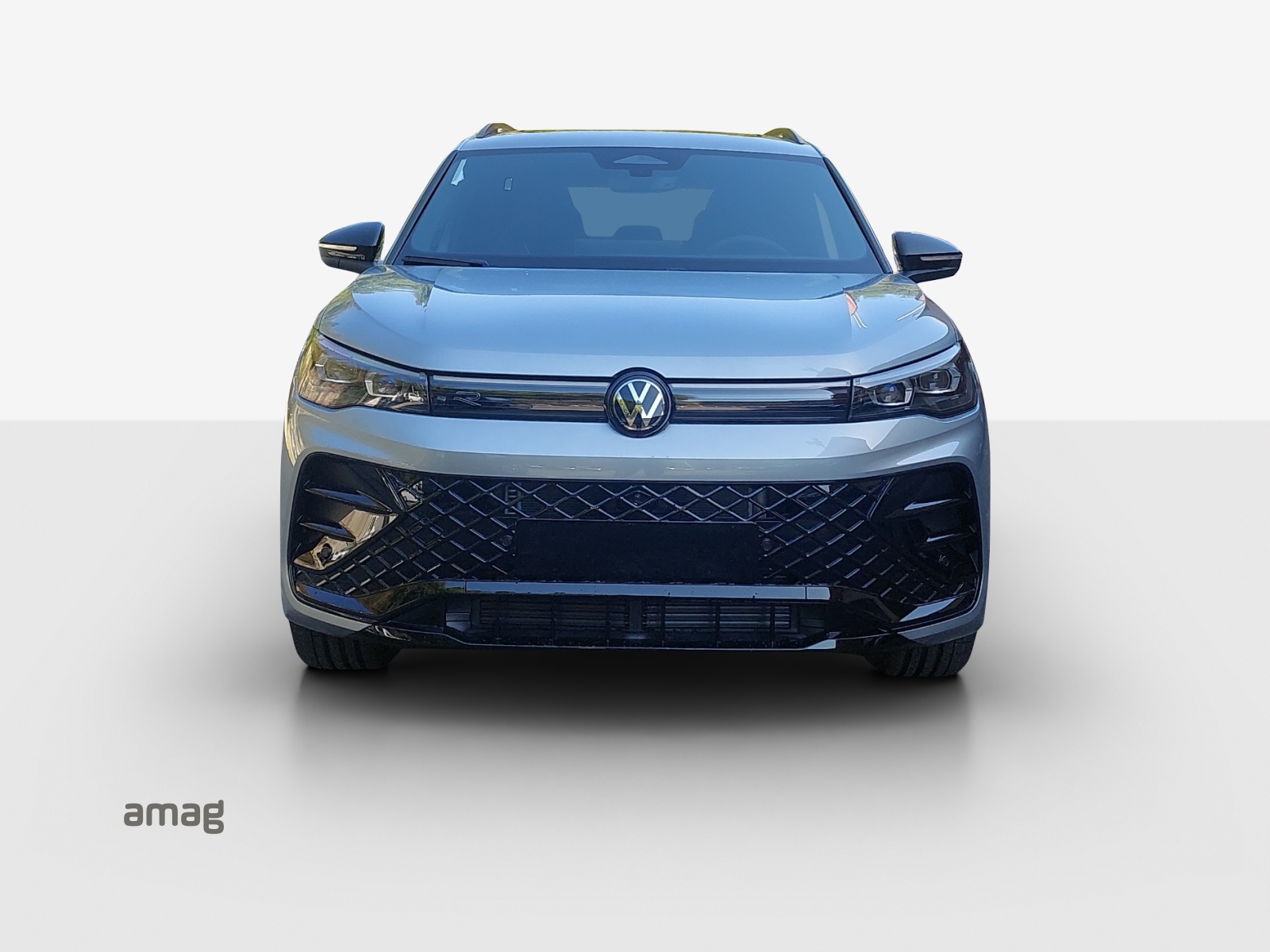 VW Tiguan 2.0 TSI DSG R-Line Plus 4Motion-image-6
