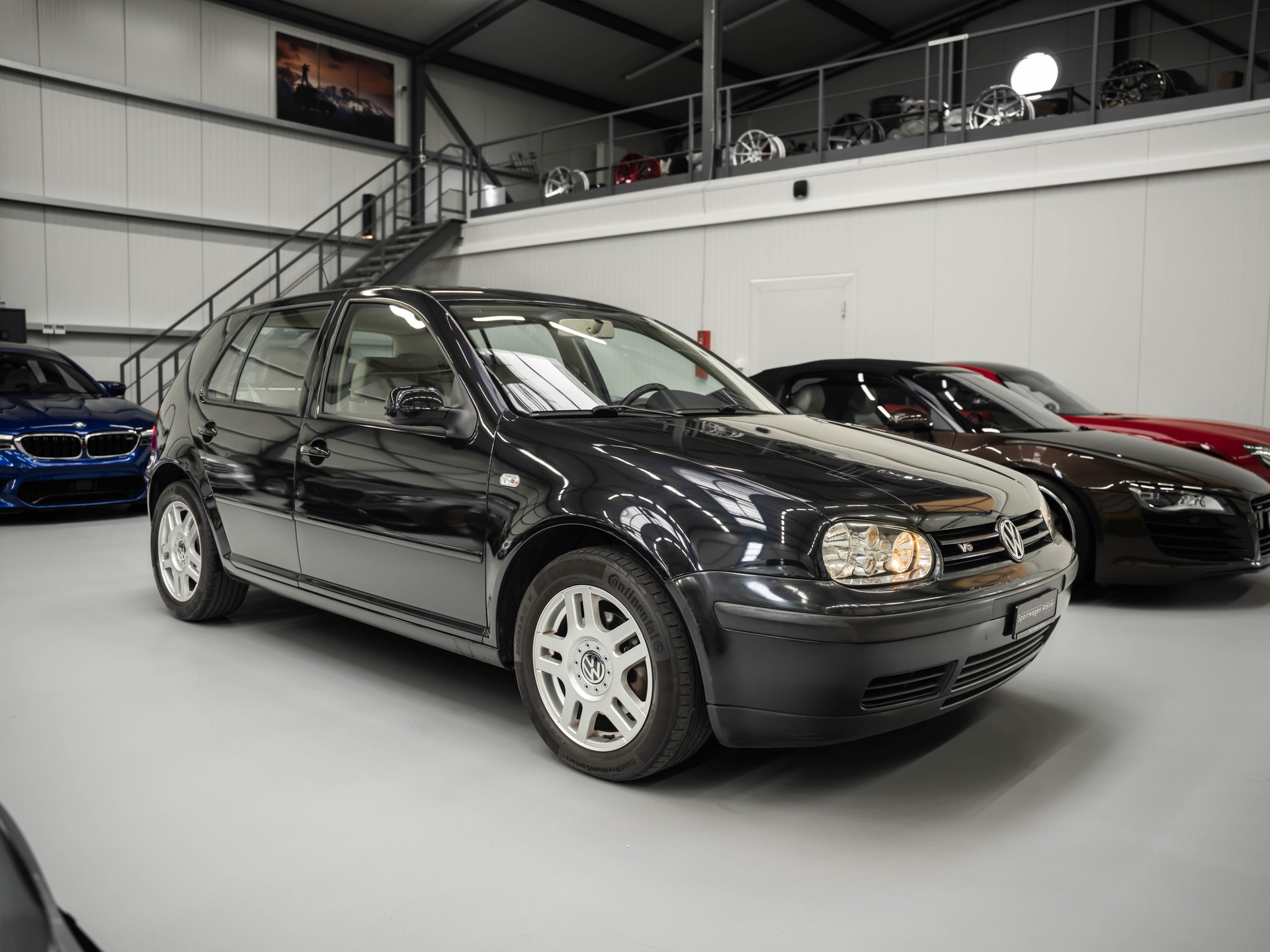 VW Golf 2.3 Highline-image-4