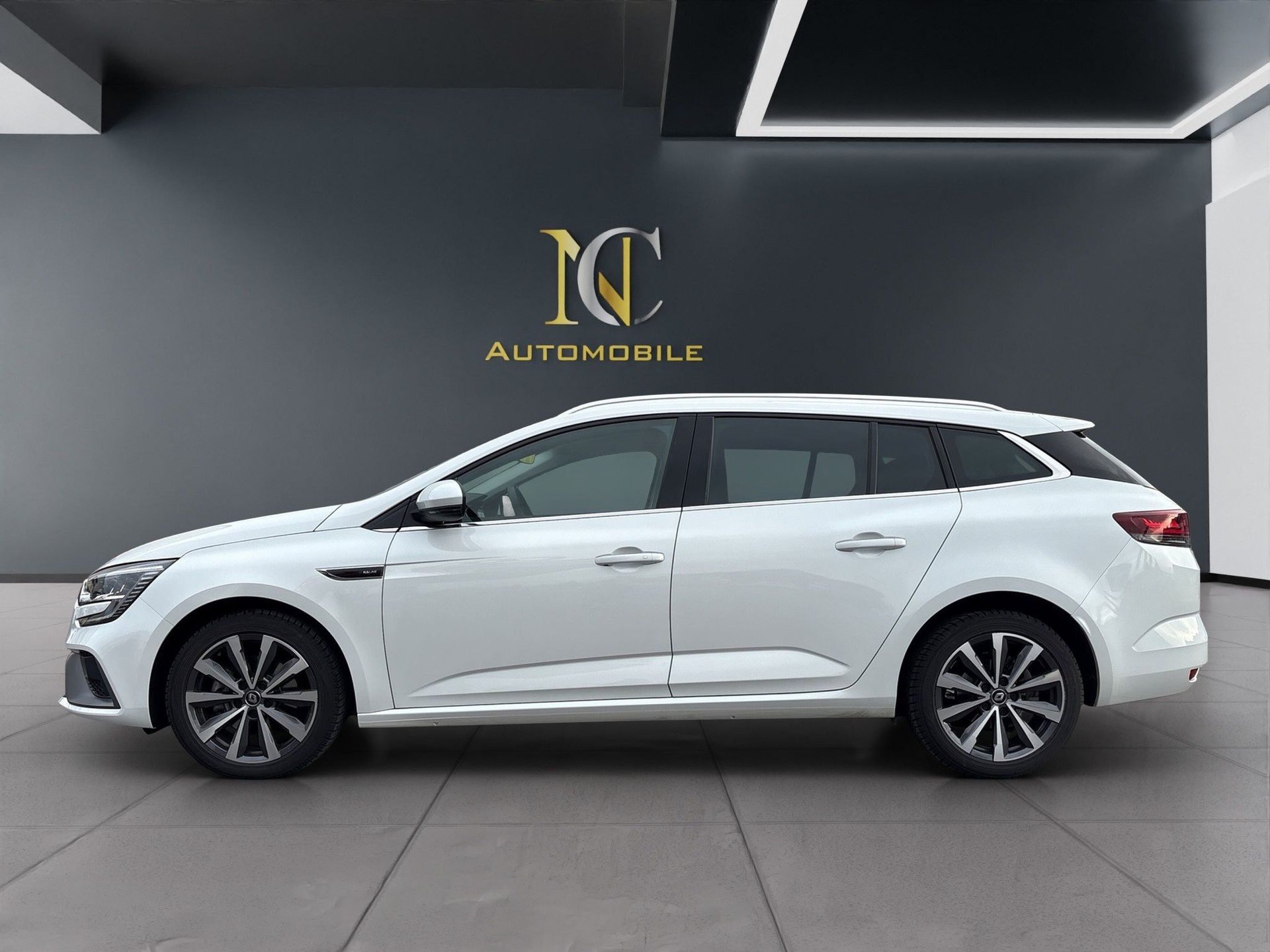 RENAULT Megane Mégane Grandtour 1.3 16V R.S. Line EDC-image-2