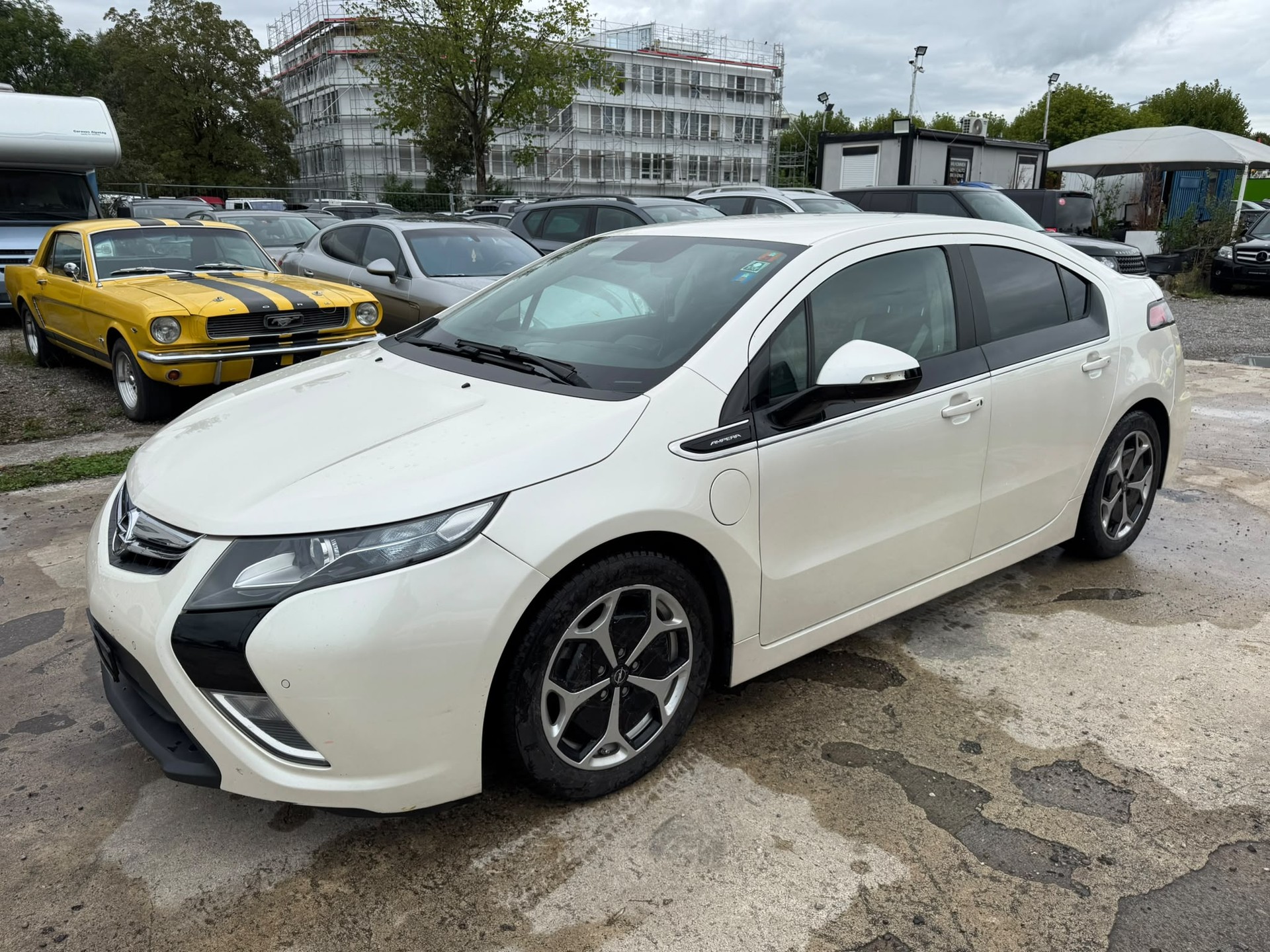 OPEL Ampera E-REV-image-1