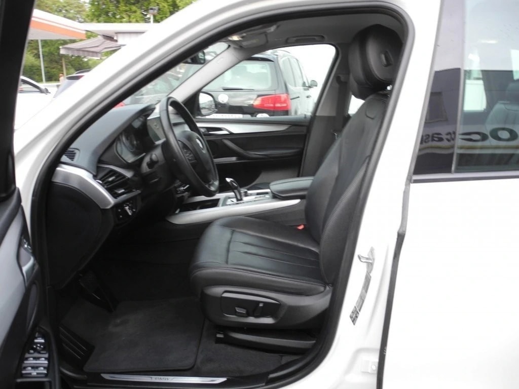 BMW X5 xDrive 25d Steptronic ** 7-Plätzer ** Voll-Leder Ausstattung ** Autobhan Kilometer ** ab MFK *-image-8