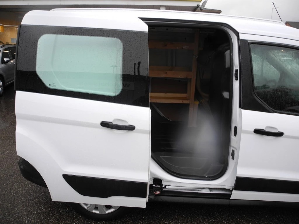 FORD Transit Connect Van T200 1.5 Eco Blue Trend ** 2x Airbag ** MF-Lenkrad ** Klimaanlage ** Nutzlast 532kg ** 2-Plätzer **-image-5