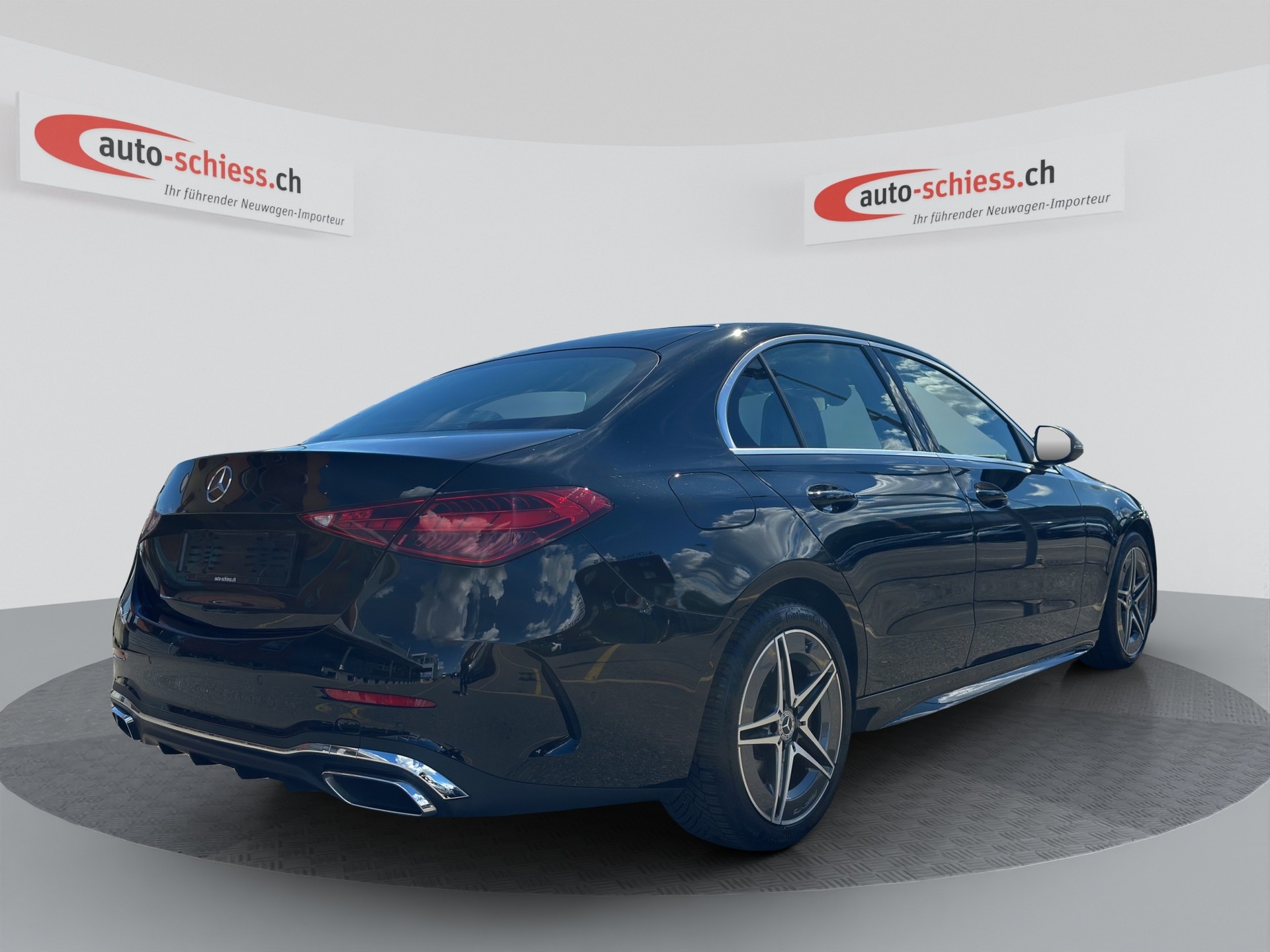 MERCEDES-BENZ C 300 AMG Line-image-4