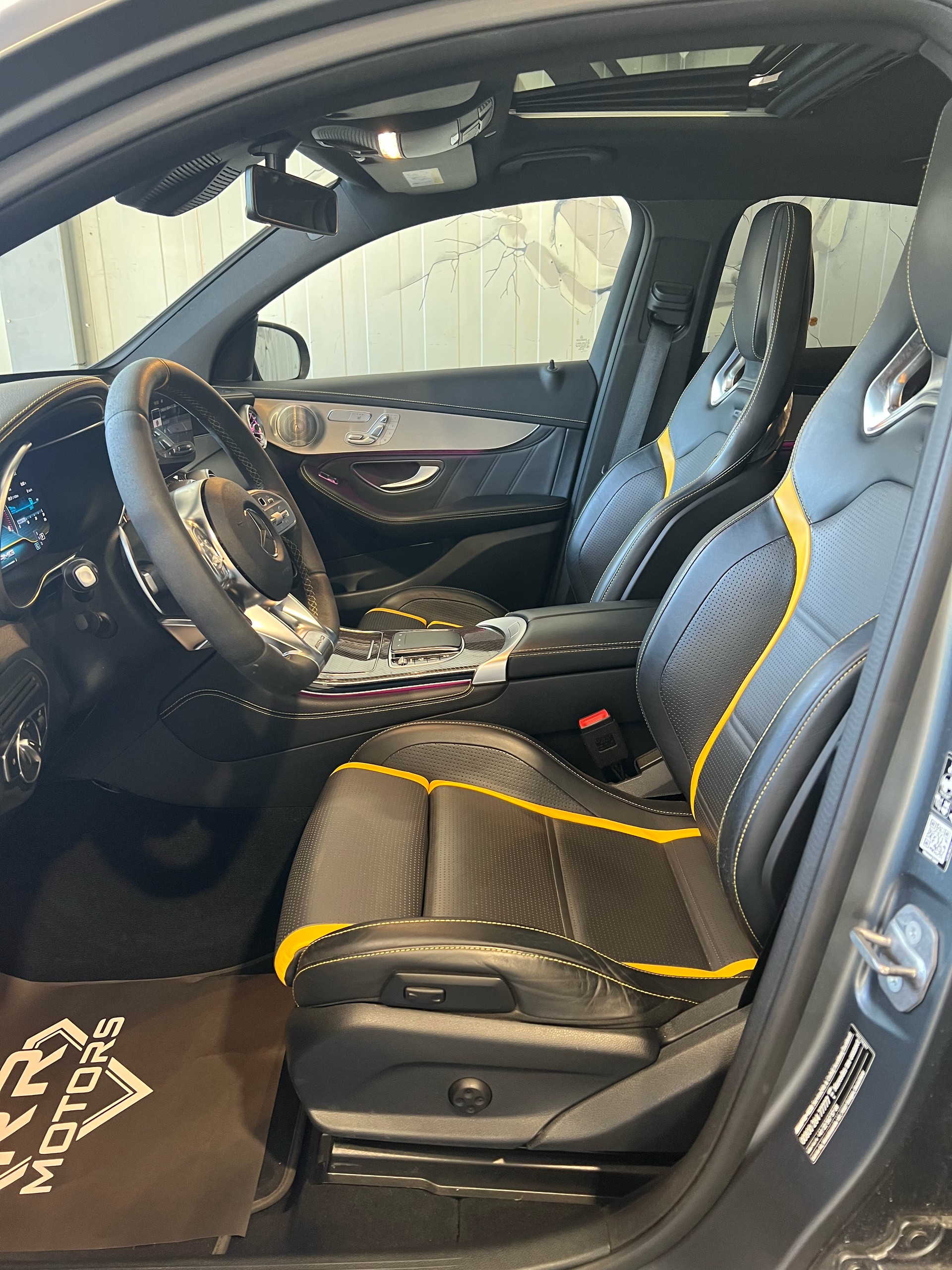MERCEDES-BENZ GLC Coupé 63 S AMG Edition 1 4Matic 9G-Tronic-image-12