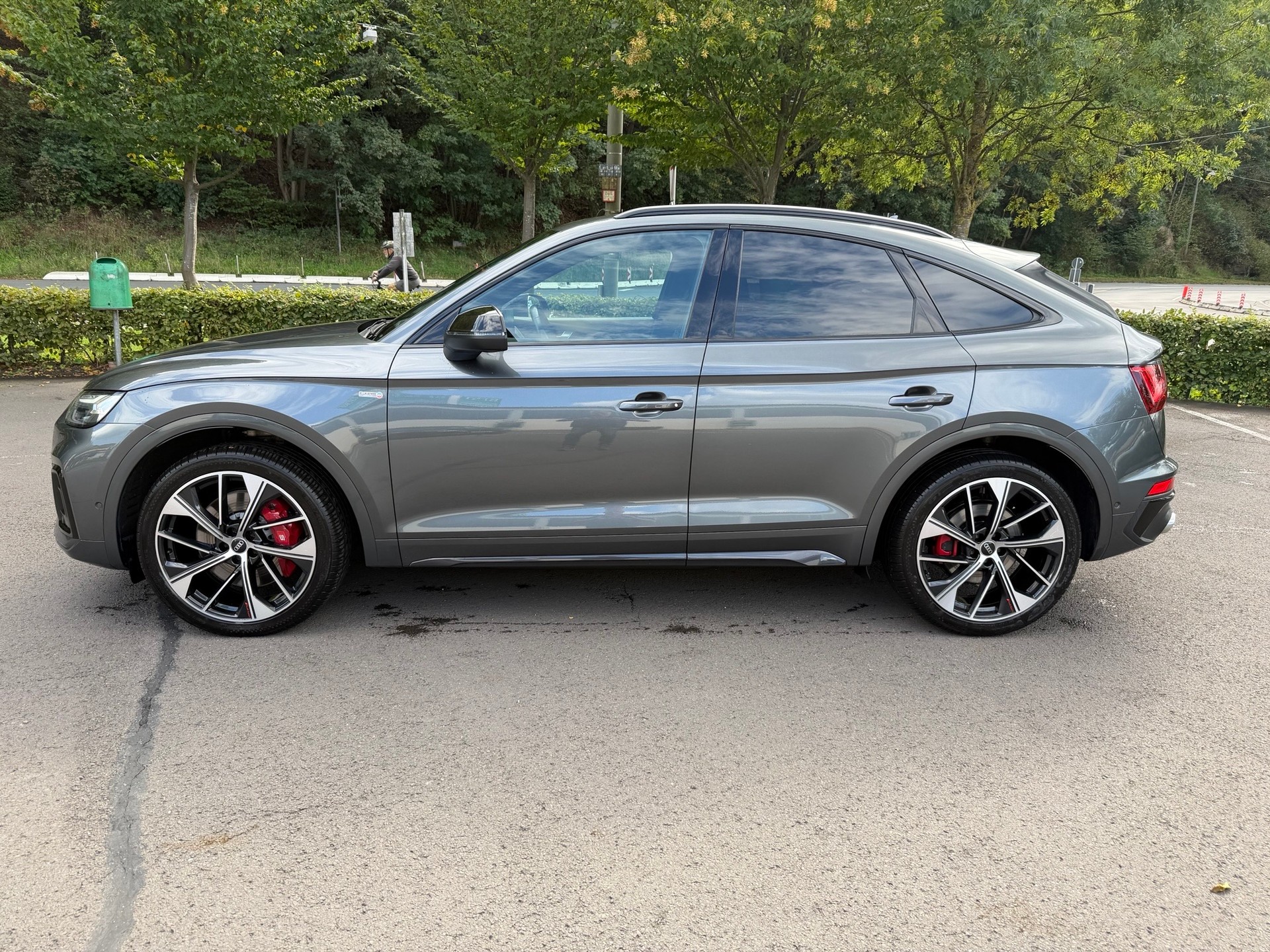 AUDI SQ5 Sportback-image-2