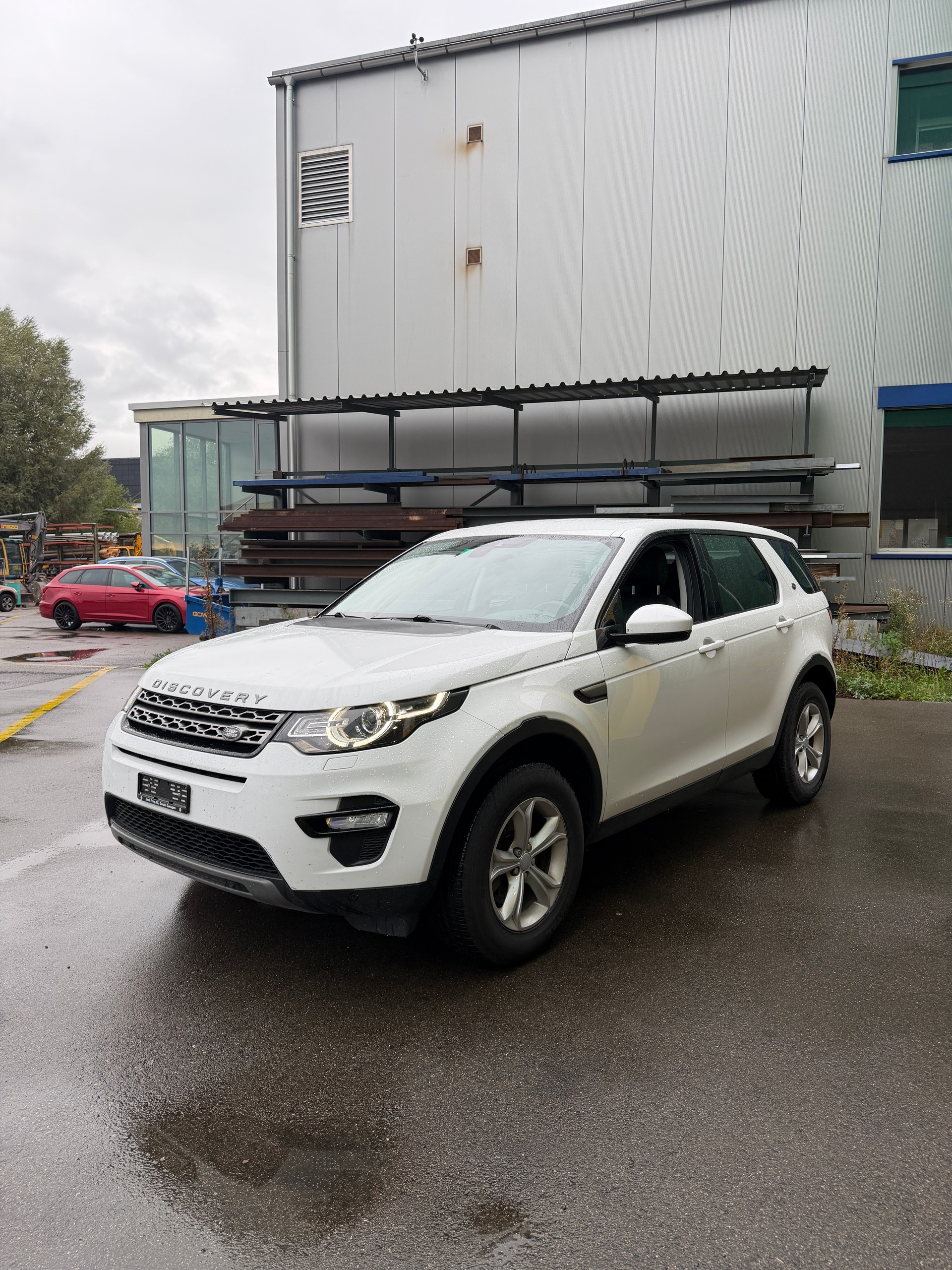 LAND ROVER Discovery Sport 2.0 TD4 Pure AT9-image-2