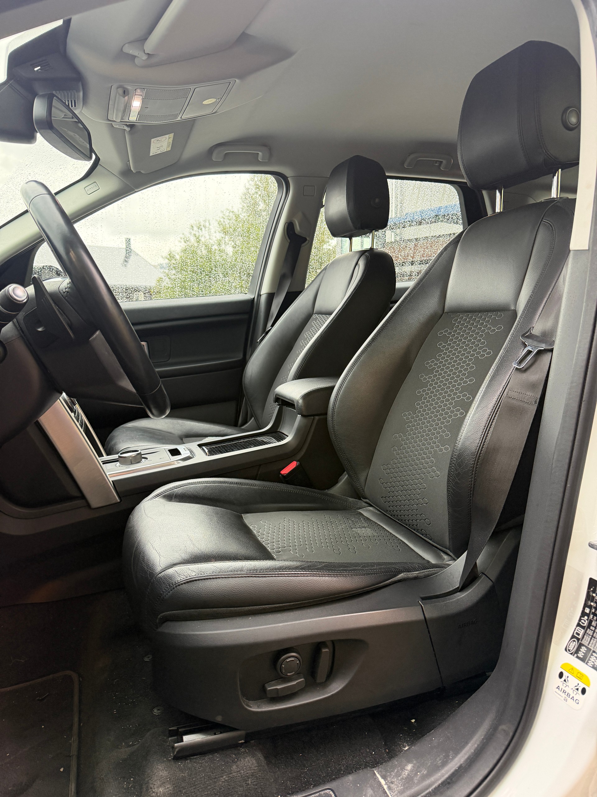 LAND ROVER Discovery Sport 2.0 TD4 Pure AT9-image-7