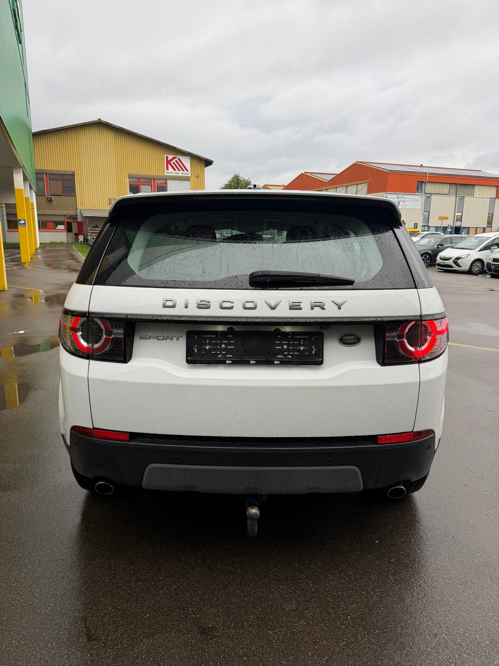 LAND ROVER Discovery Sport 2.0 TD4 Pure AT9-image-4