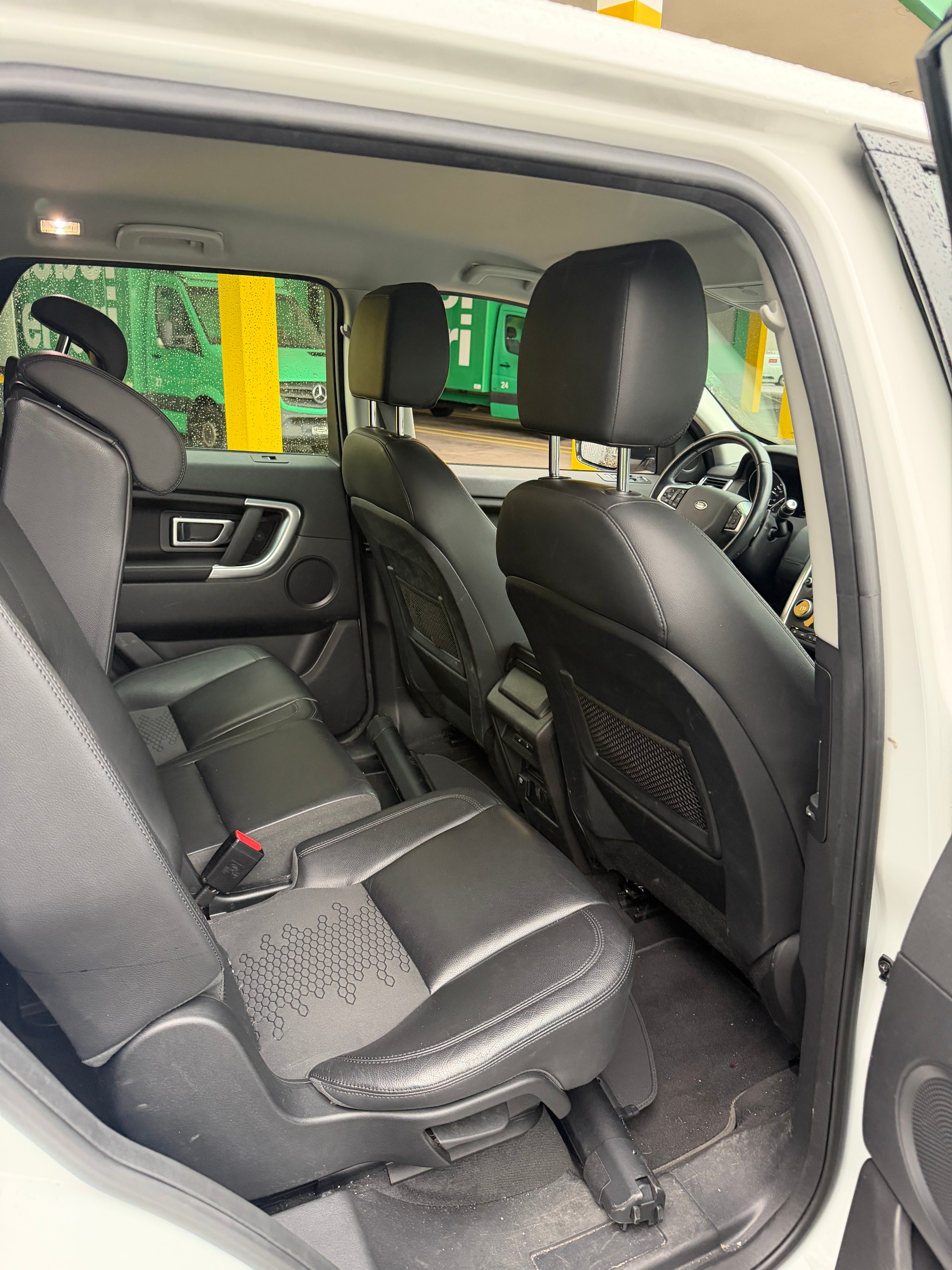 LAND ROVER Discovery Sport 2.0 TD4 Pure AT9-image-12