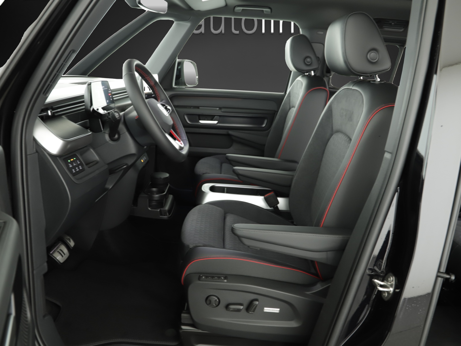 VW ID.Buzz LWB GTX 4 Motion-image-8
