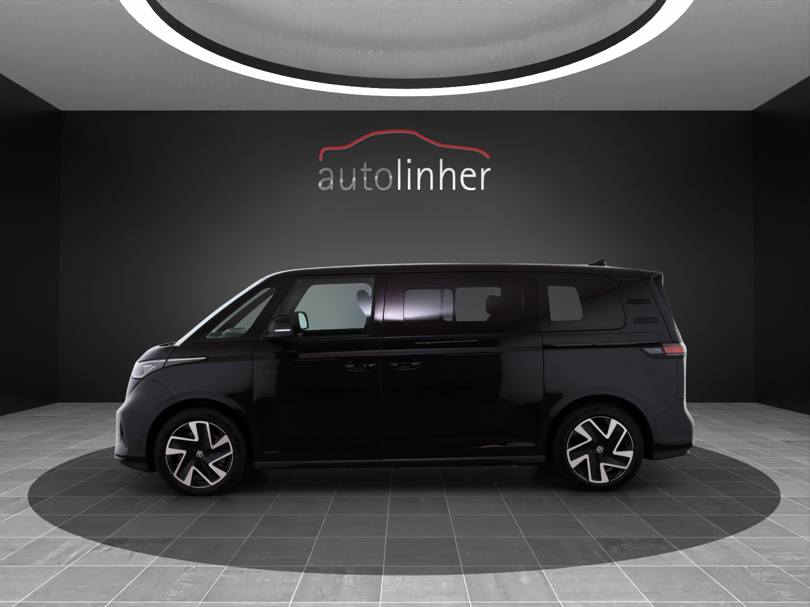 VW ID.Buzz LWB GTX 4 Motion-image-1