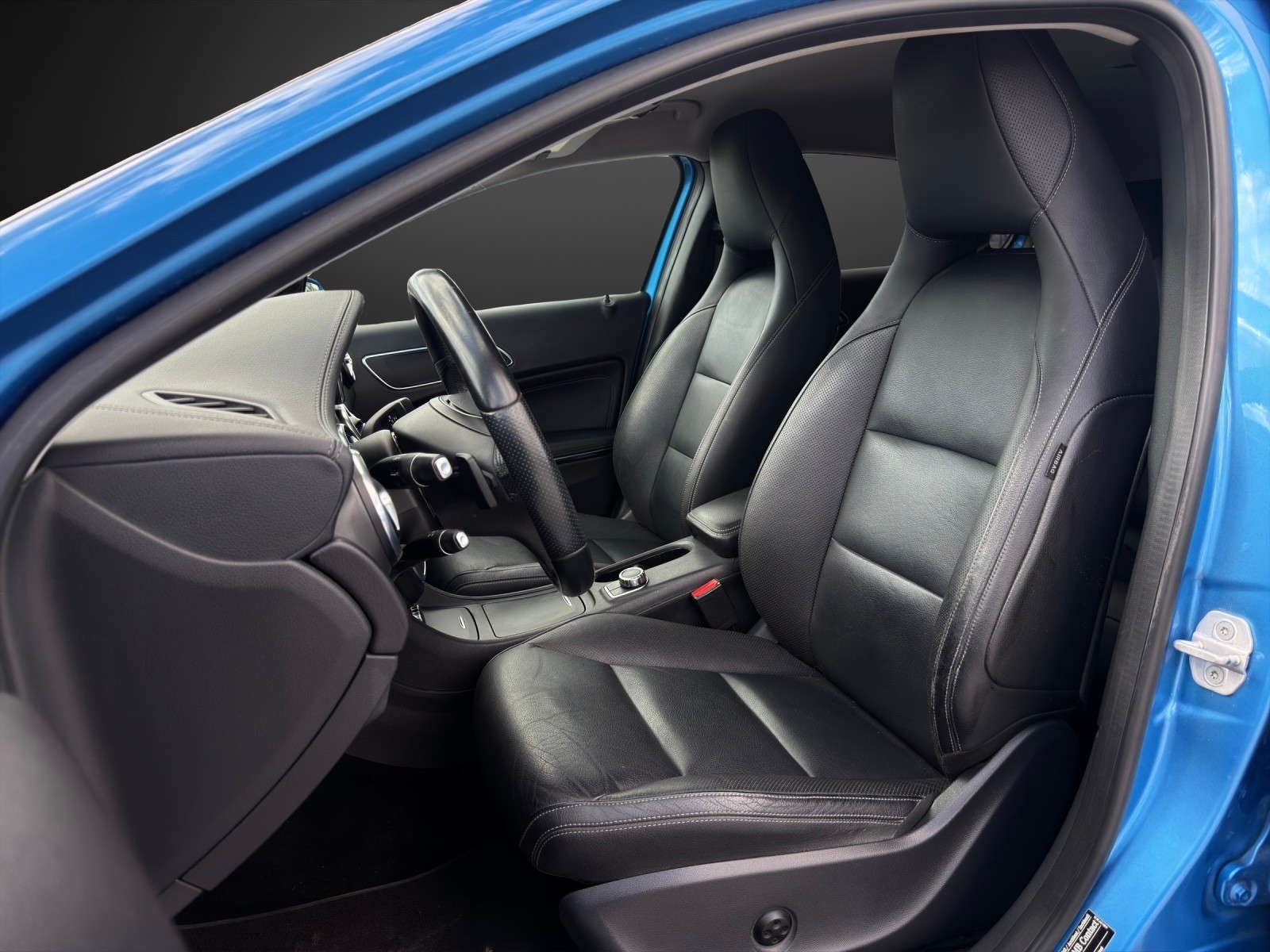 MERCEDES-BENZ A 180 Sport 7G-DCT-image-6