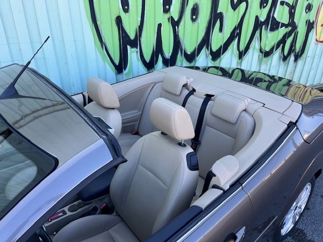 FORD Focus CC 2.0i Titanium Automatic-image-13