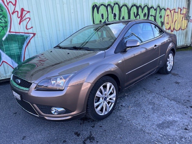 FORD Focus CC 2.0i Titanium Automatic-image-0