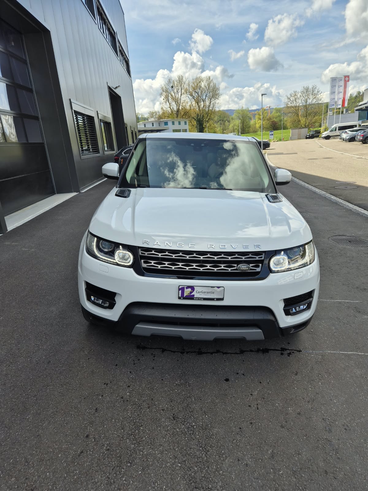 LAND ROVER Range Rover Sport 3.0 TDV6 SE Automatic-image-5