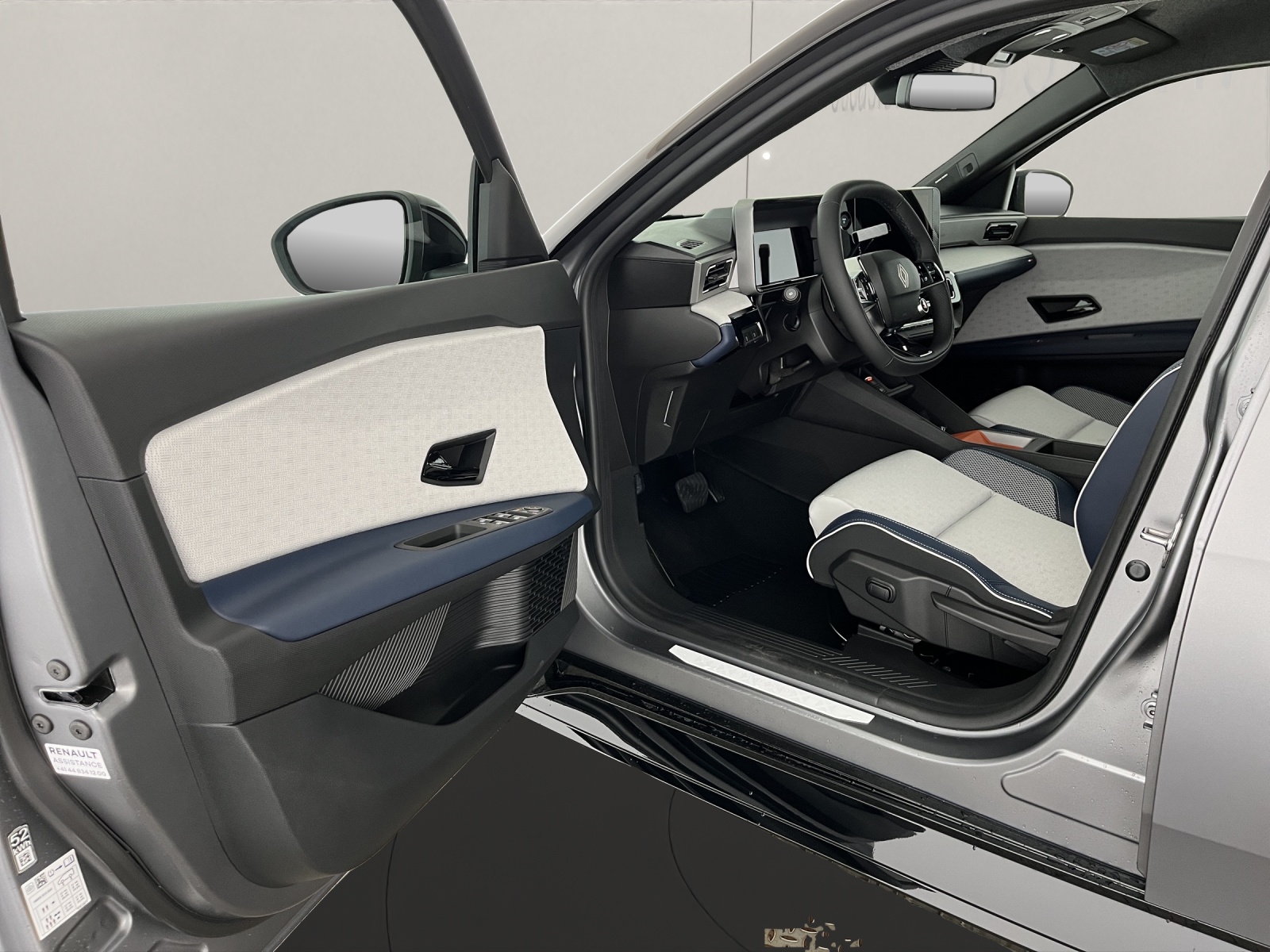 RENAULT R5 E-Tech Comfort Range Roland Garros-image-6