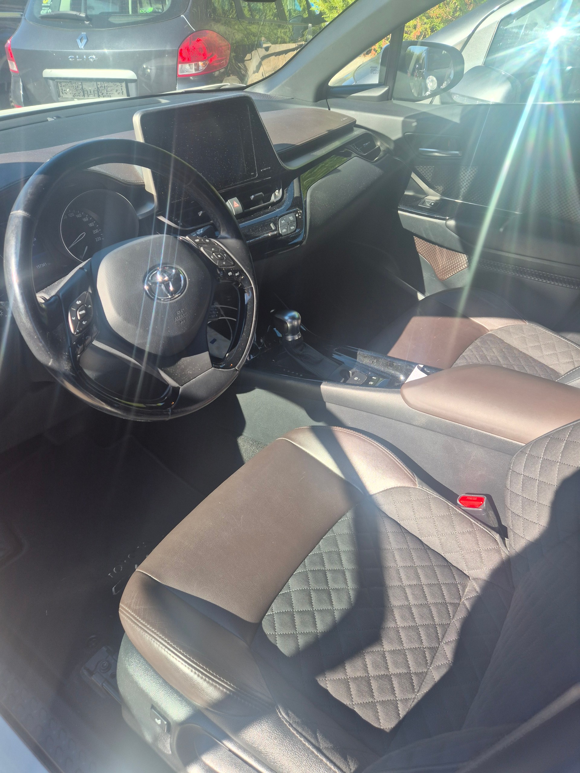 TOYOTA C-HR 1.8 HSD Comfort CVT-image-6