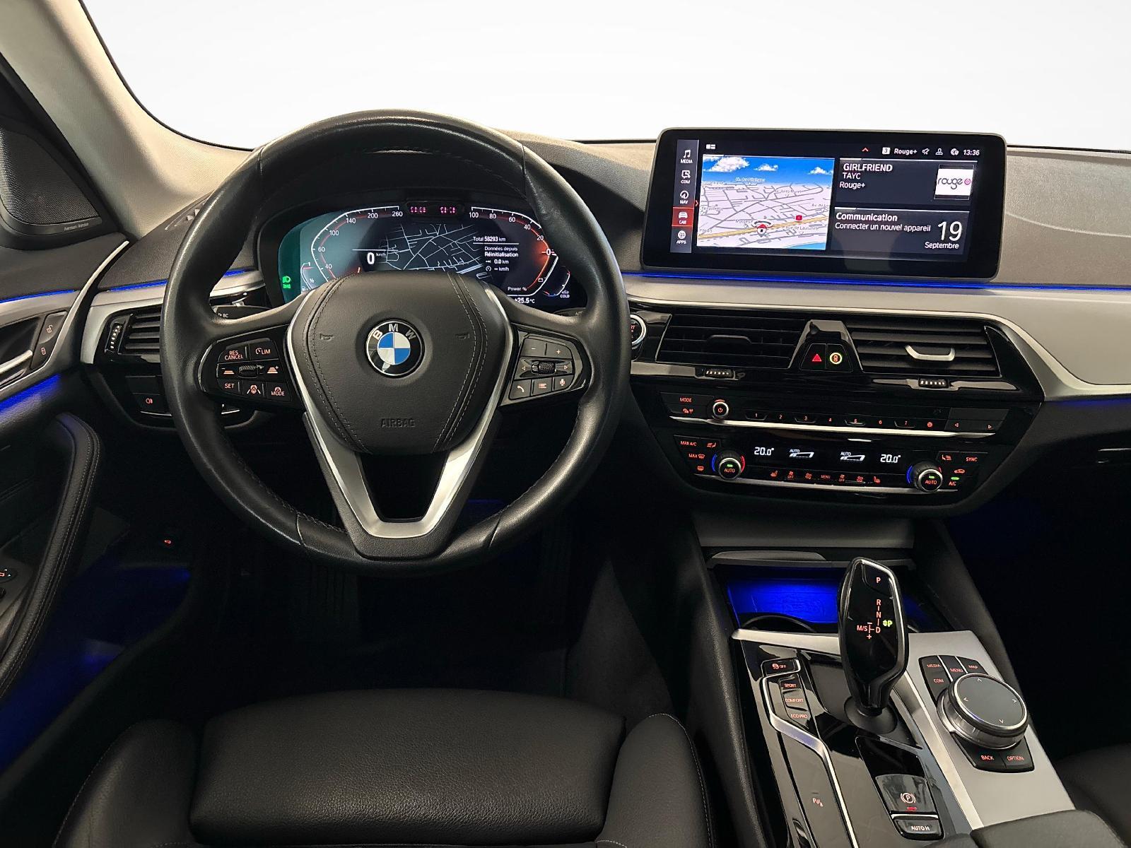 BMW 5er Reihe G31 Touring 530d xDrive 48V-image-12