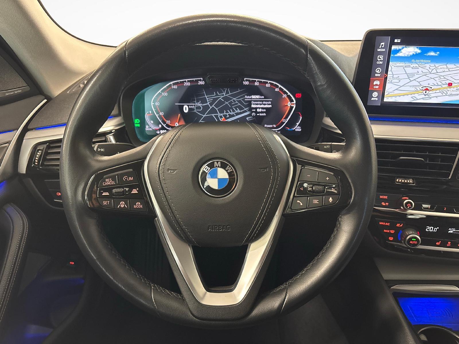BMW 5er Reihe G31 Touring 530d xDrive 48V-image-13