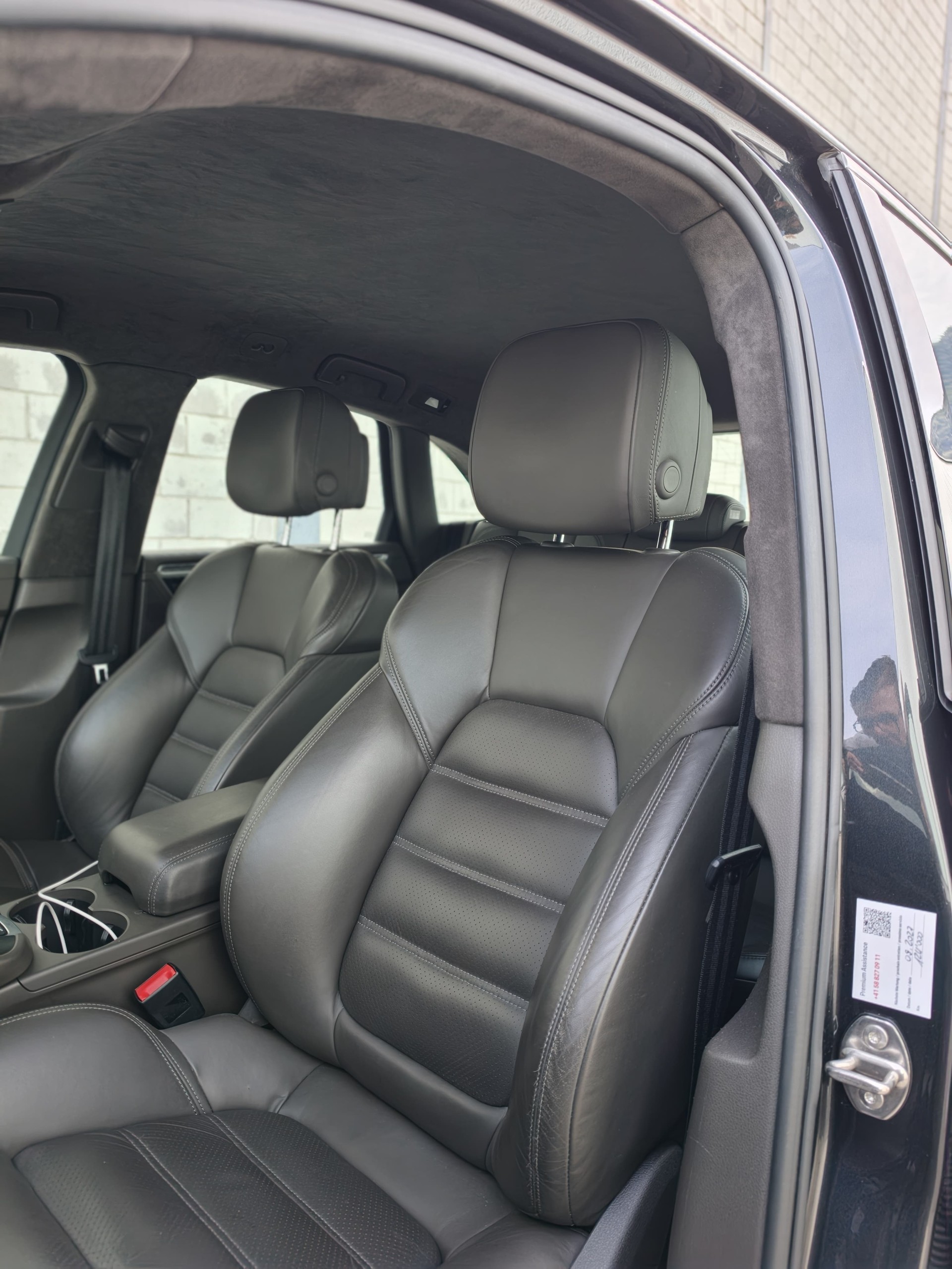 PORSCHE Macan Turbo PDK-image-12