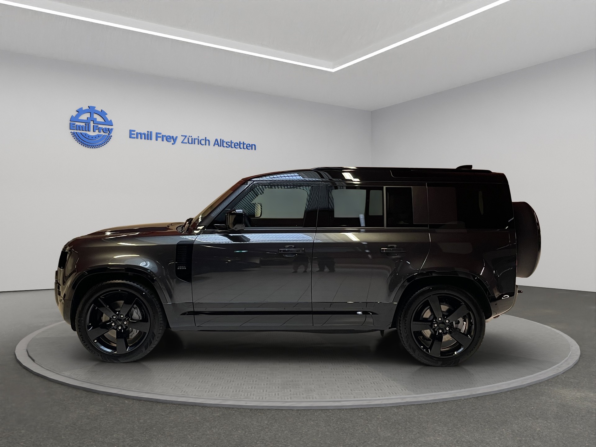 LAND ROVER Defender 110 3.0 D I6 350 X-Dynamic HSE-image-3