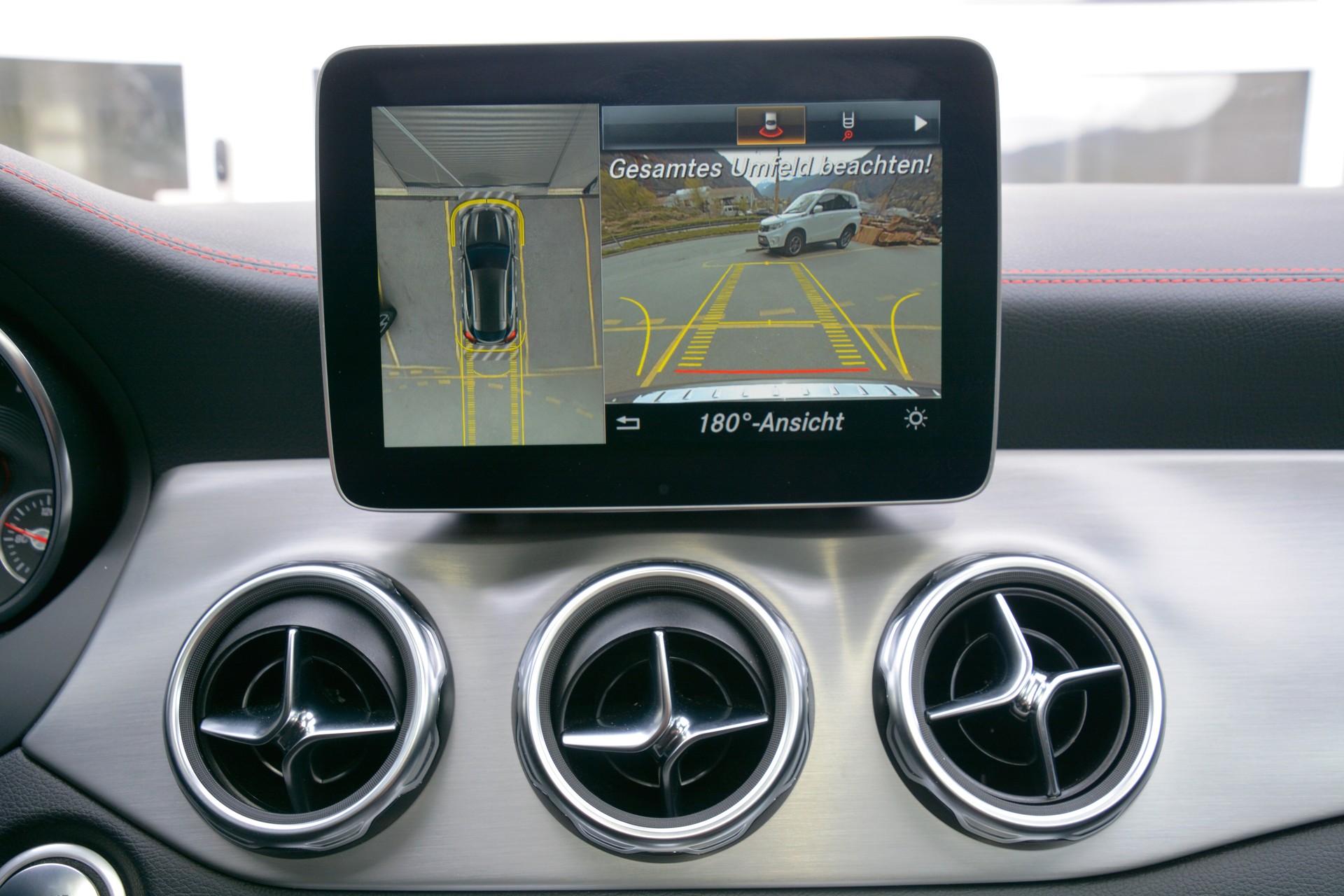 MERCEDES-BENZ GLA 250 AMG Line 4Matic 7G-DCT-image-6